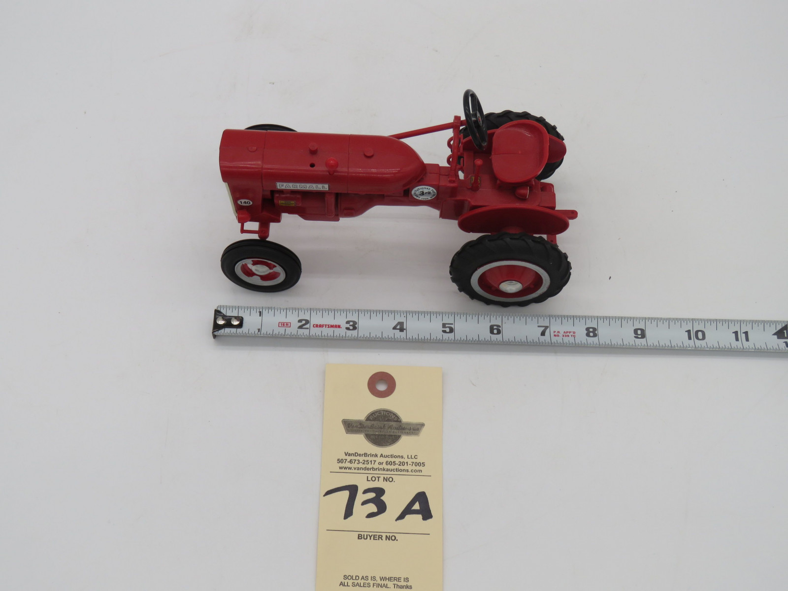 ERTL FARMALL 140 3RD GRAND NATIONAL TOY SHOW 1990 3RD PLASTIC STACK BROKE  1/16TH SCALE - Image 2