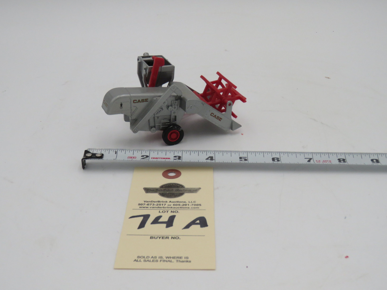 ERTL Y64 CASE WITH PULL BEHIND COMBINE NO BOX - Image 7