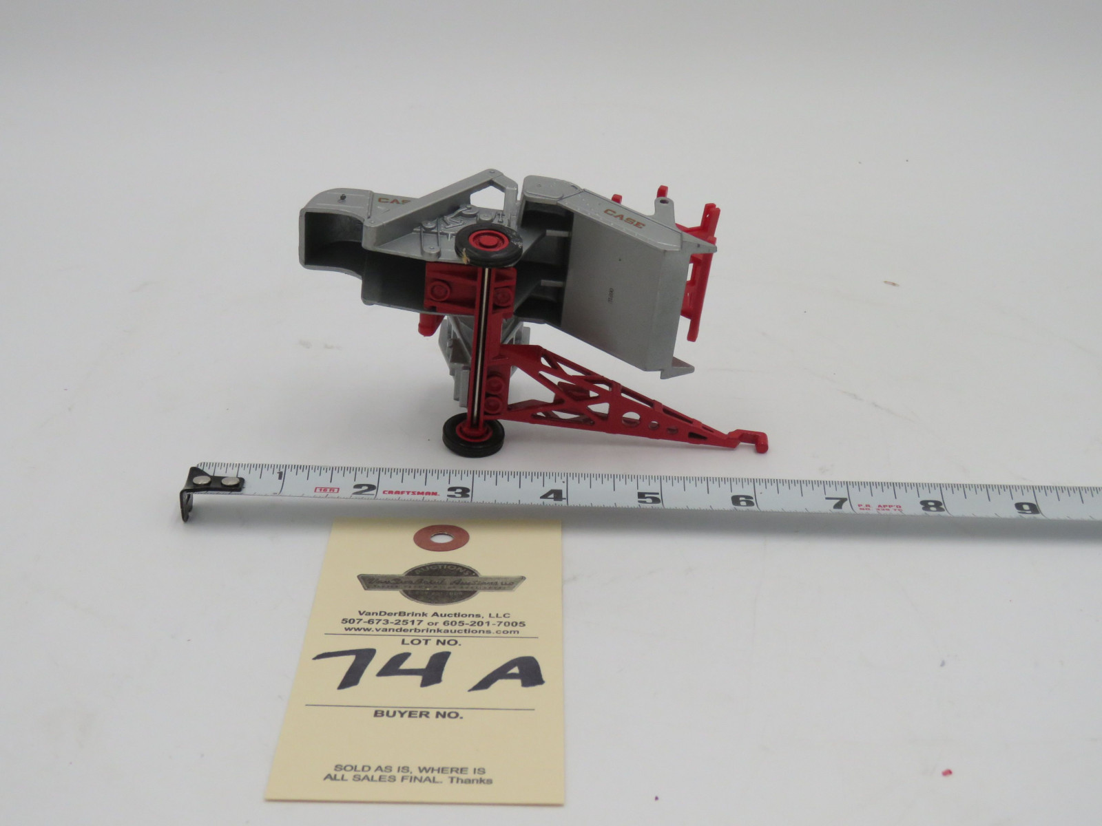 ERTL Y64 CASE WITH PULL BEHIND COMBINE NO BOX - Image 8