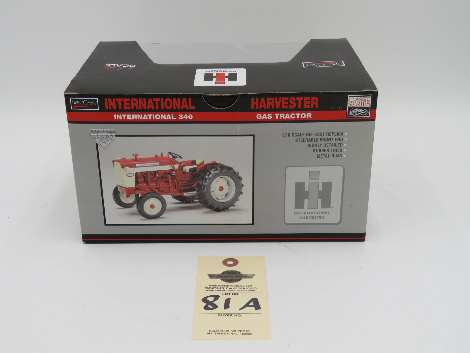 IH SPECCAST INTERNATIONAL HARVESTER HIGHLY DETAILED INTERNATIONAL 340 GAS TRACTOR CLASSIC SERIES 1/16 SCALE NIB  DIE CAST METAL - Image 4