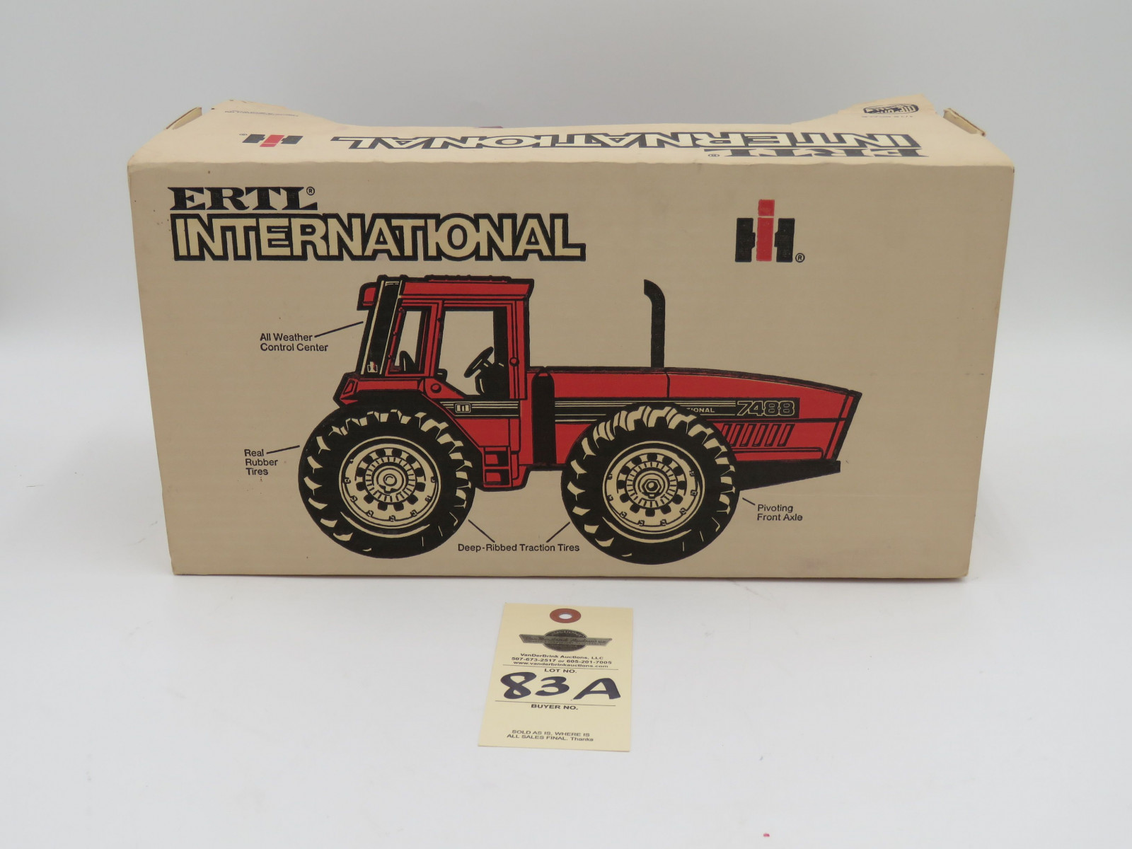 ERTL INTERNATIONAL 7488 1/16 SCALE METAL DIE CAST NIB REAL RUBBER TIRES, ALL WEATHER CONTROL CENTER, OSCILLATING FRONT AXLE, ARTICULATE STEERING. 1/16TH SCALE - Image 4