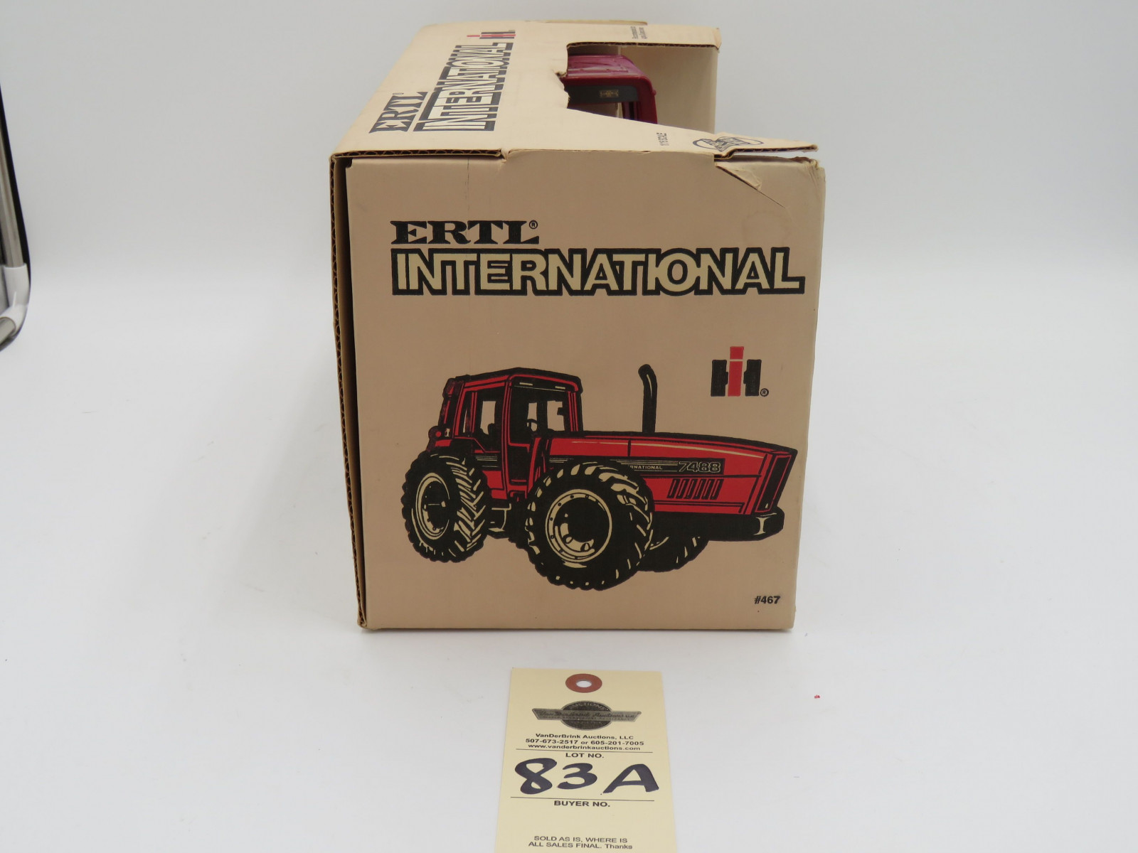 ERTL INTERNATIONAL 7488 1/16 SCALE METAL DIE CAST NIB REAL RUBBER TIRES, ALL WEATHER CONTROL CENTER, OSCILLATING FRONT AXLE, ARTICULATE STEERING. 1/16TH SCALE - Image 5