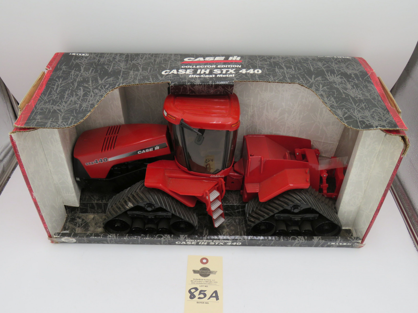 2000 CASE IH COLLECTOR EDITION STX 440 DIE CAST METAL ERTL 1/16 SCALE (LP) - Image 2
