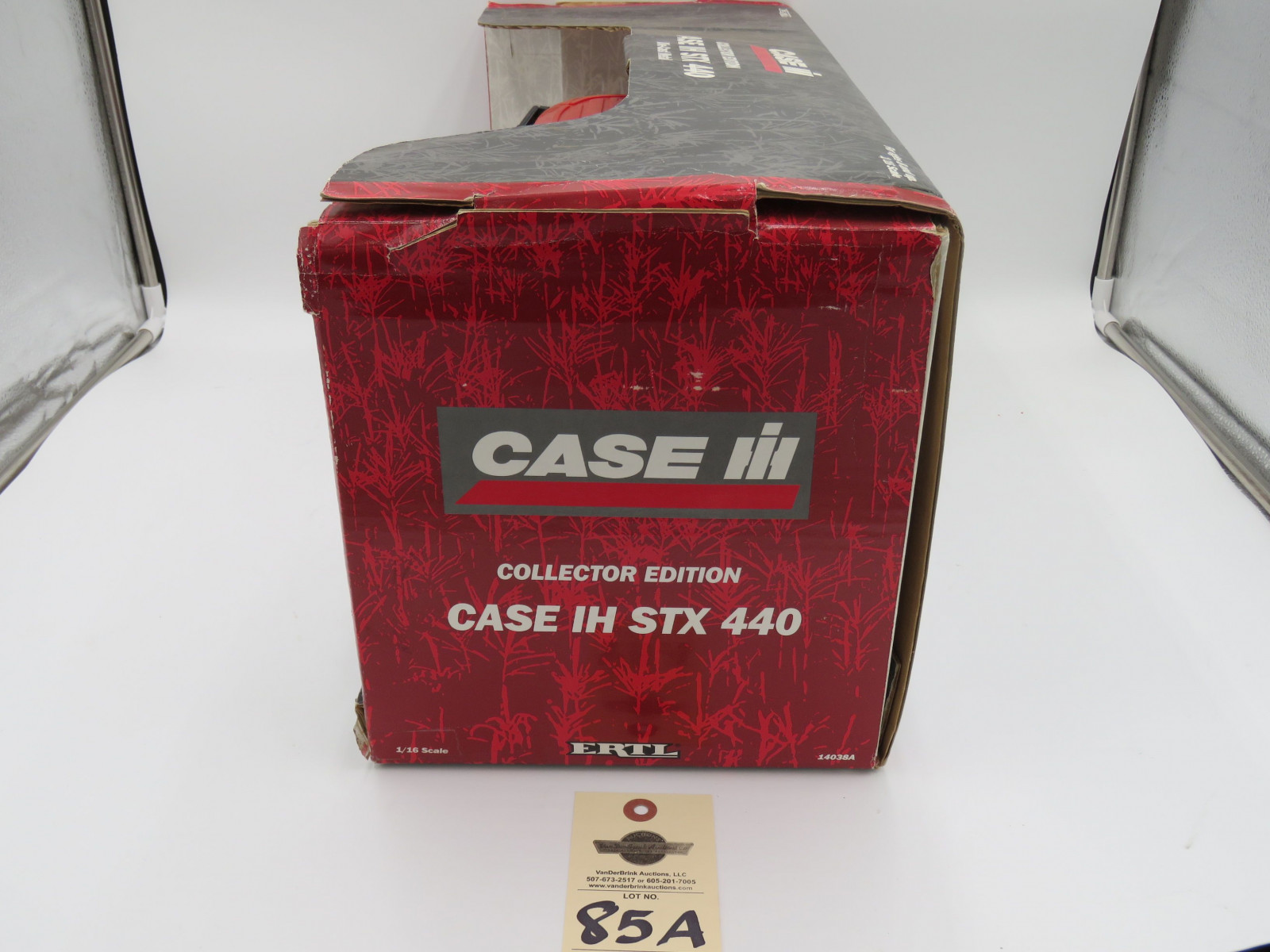 2000 CASE IH COLLECTOR EDITION STX 440 DIE CAST METAL ERTL 1/16 SCALE (LP) - Image 3