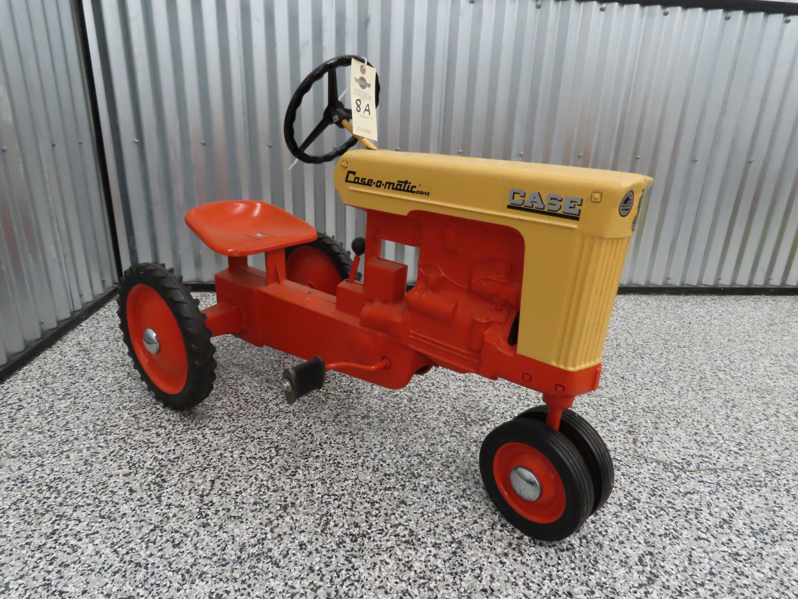 Case Case-O-Matic Cast Pedal Tractor - Image 1