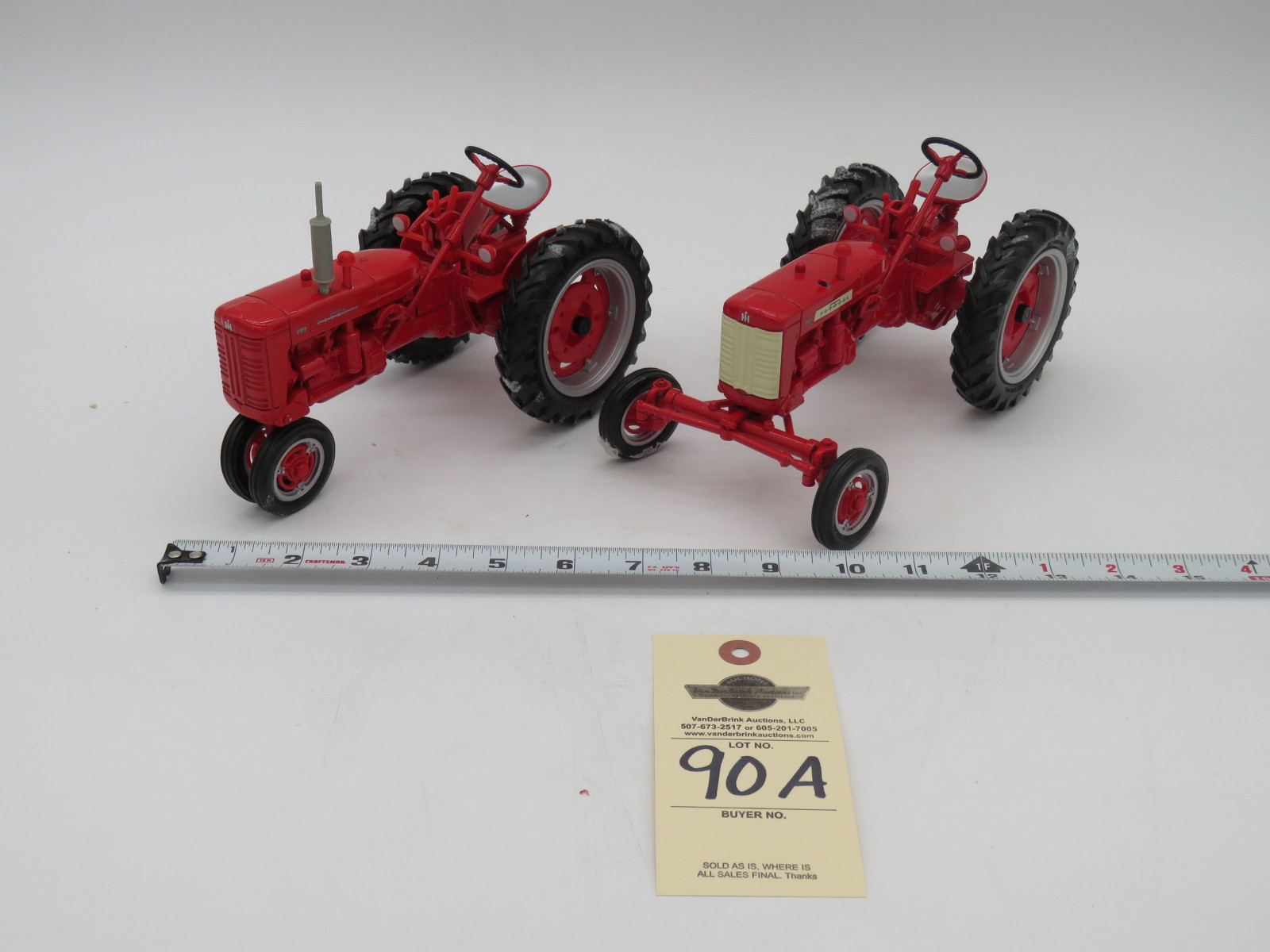 2 PCS  ERTL DIE CAST METAL TRACTORS  (FARMALL 230 1430GA NO BOX MISSING STACK) Tires Possibly Ertl taken from display board 1/16th scale - Image 4
