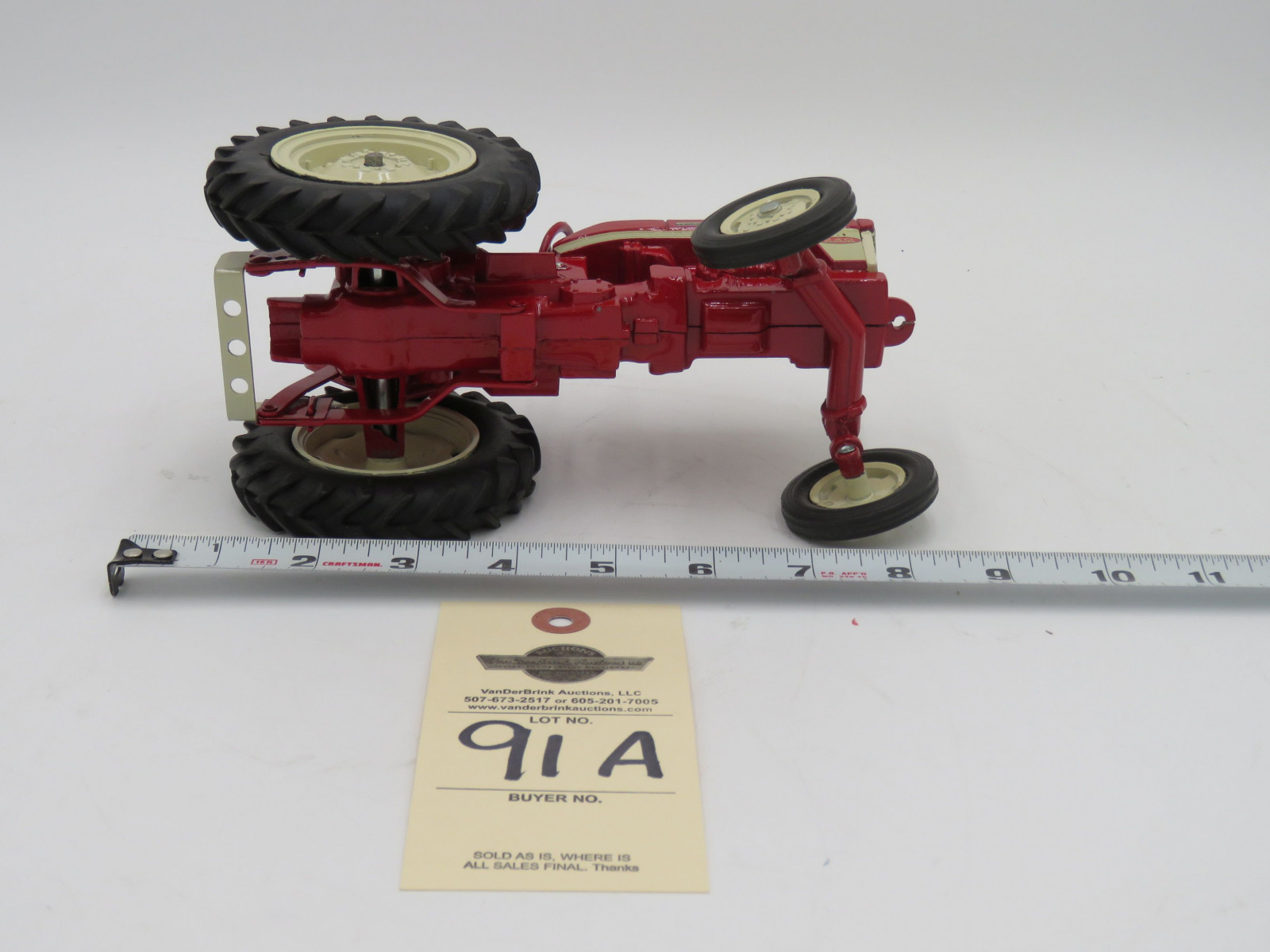 ERTL INTERNATIONAL 240 UTILITY DIE-CAST METAL 1/16TH SCALE  NO BOX - Image 6