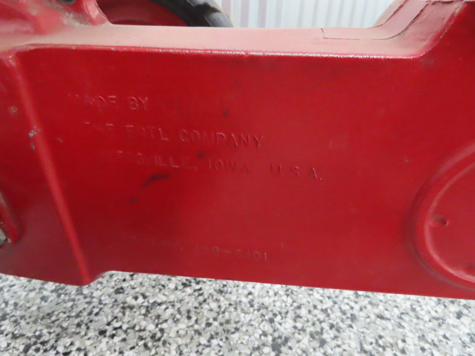 Ertl Farmall 856 Cast Pedal Tractor made in Dyersville, IA - Image 4