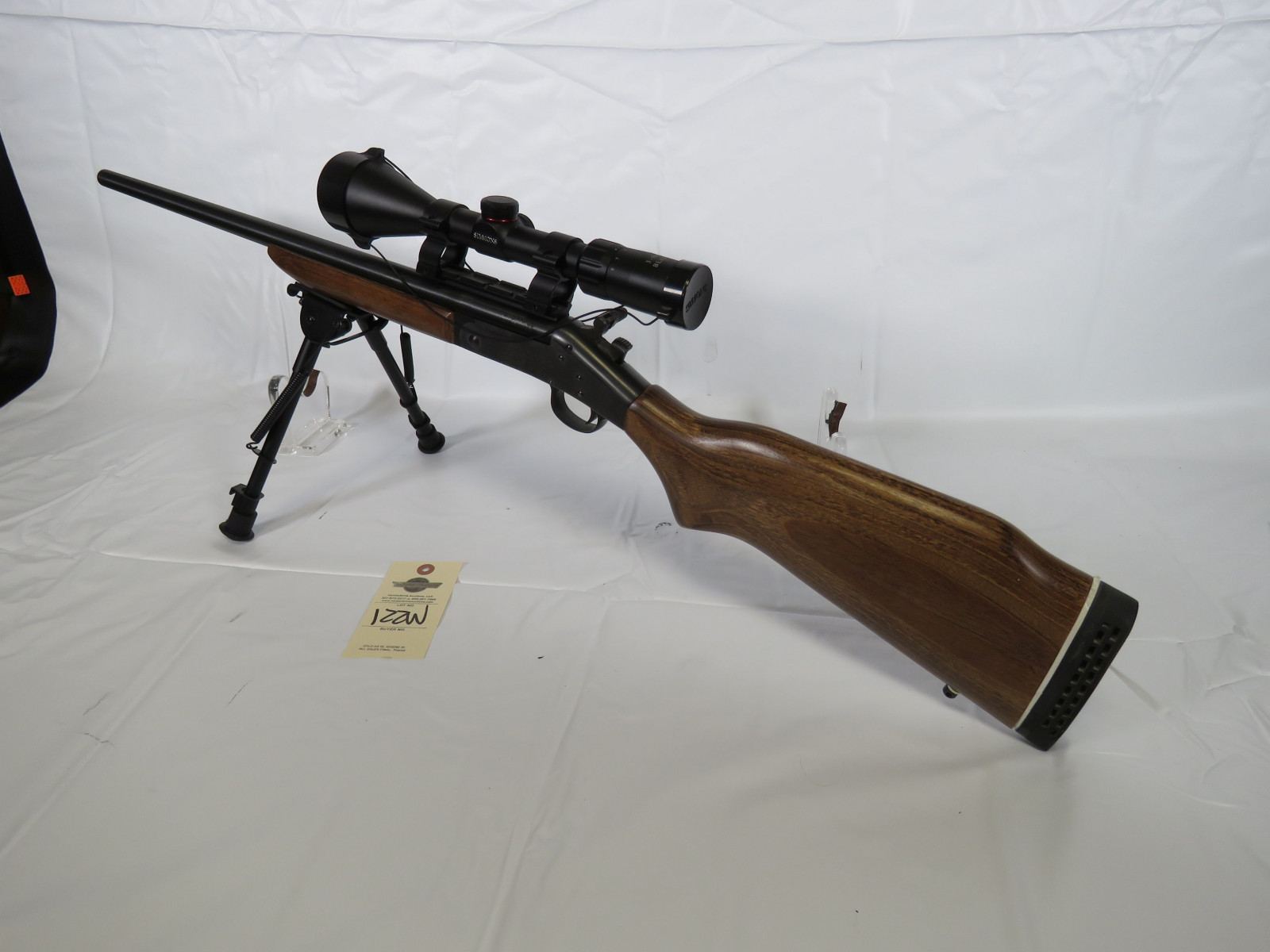 Harrington & Richardson 7mm-08 REM Handi Rifle with Scope and Stand - Image 1