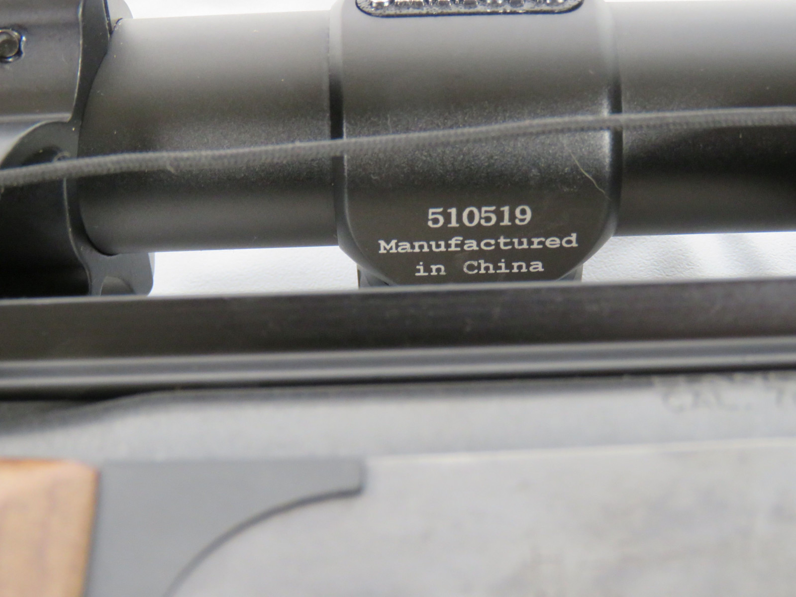 Harrington & Richardson 7mm-08 REM Handi Rifle with Scope and Stand - Image 9