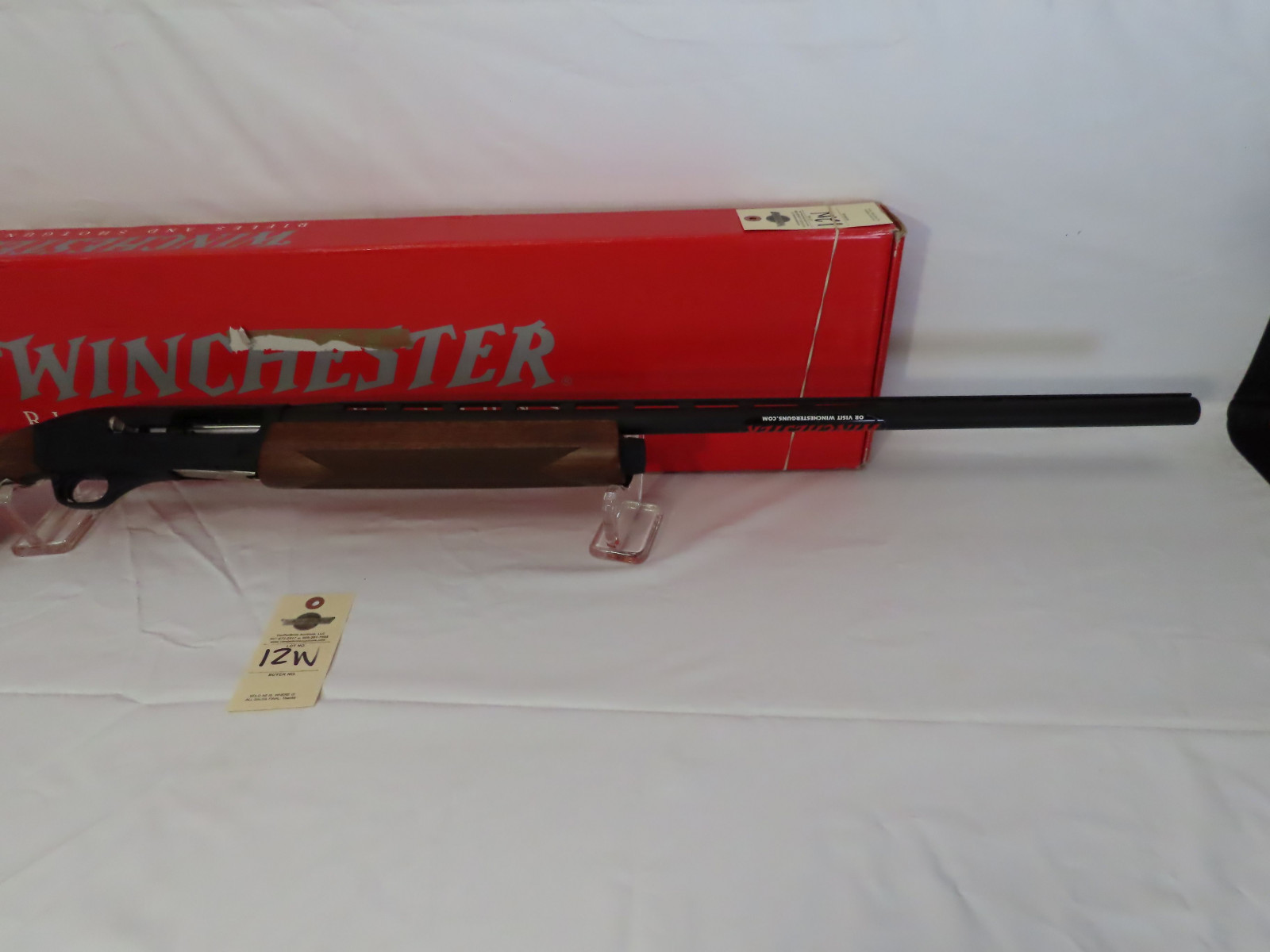 Winchester Super X Model 2 Semi-Auto 12 Shotgun Never Been Fired - Image 9