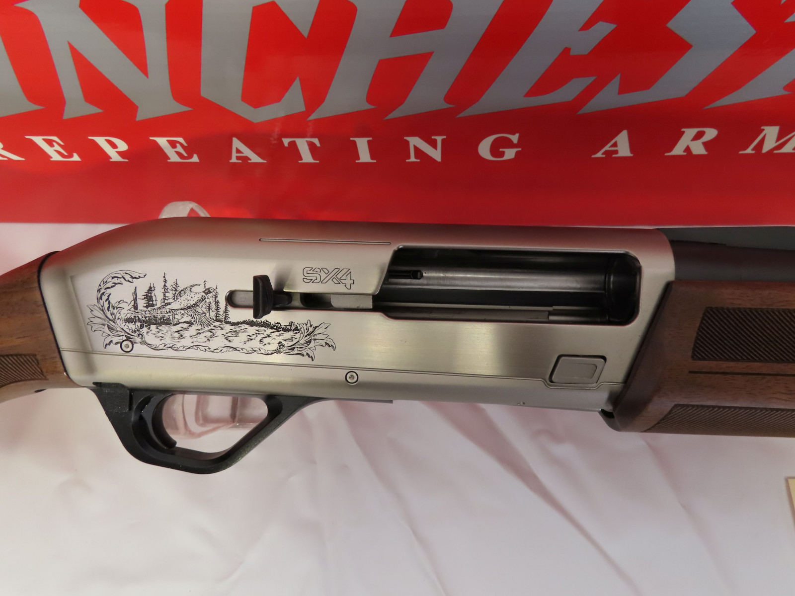 Winchester Super X4 12 Gauge Semi-Auto Shotgun Never Been Fired - Image 10