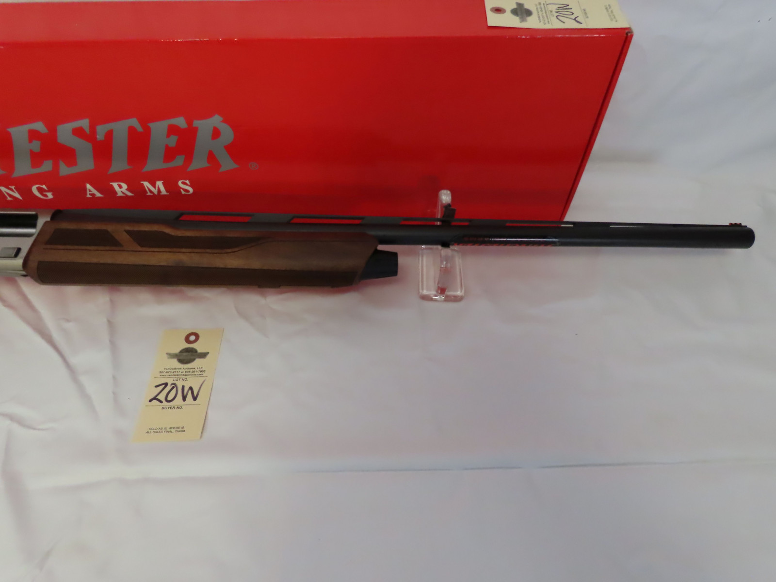 Winchester Super X4 12 Gauge Semi-Auto Shotgun Never Been Fired - Image 12
