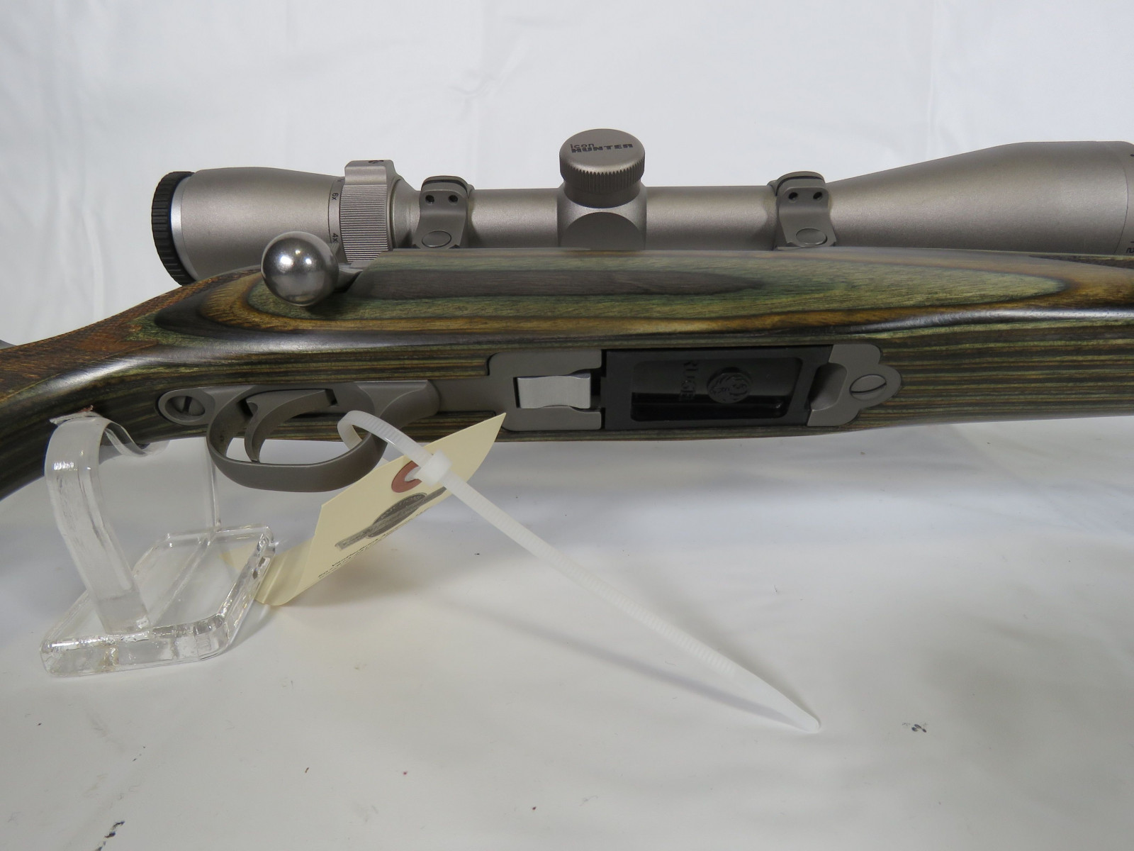 Ruger 77/17 .17 Hornet Bolt Action rifle with Scope - Image 9
