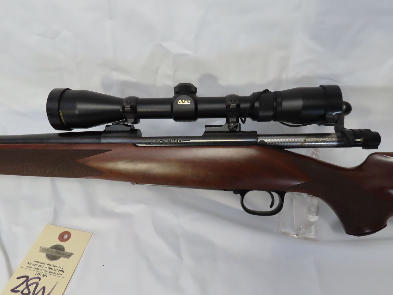 Winchester Model 70 Classic Sporter 30-06 Bolt Action Rifle - Image 2