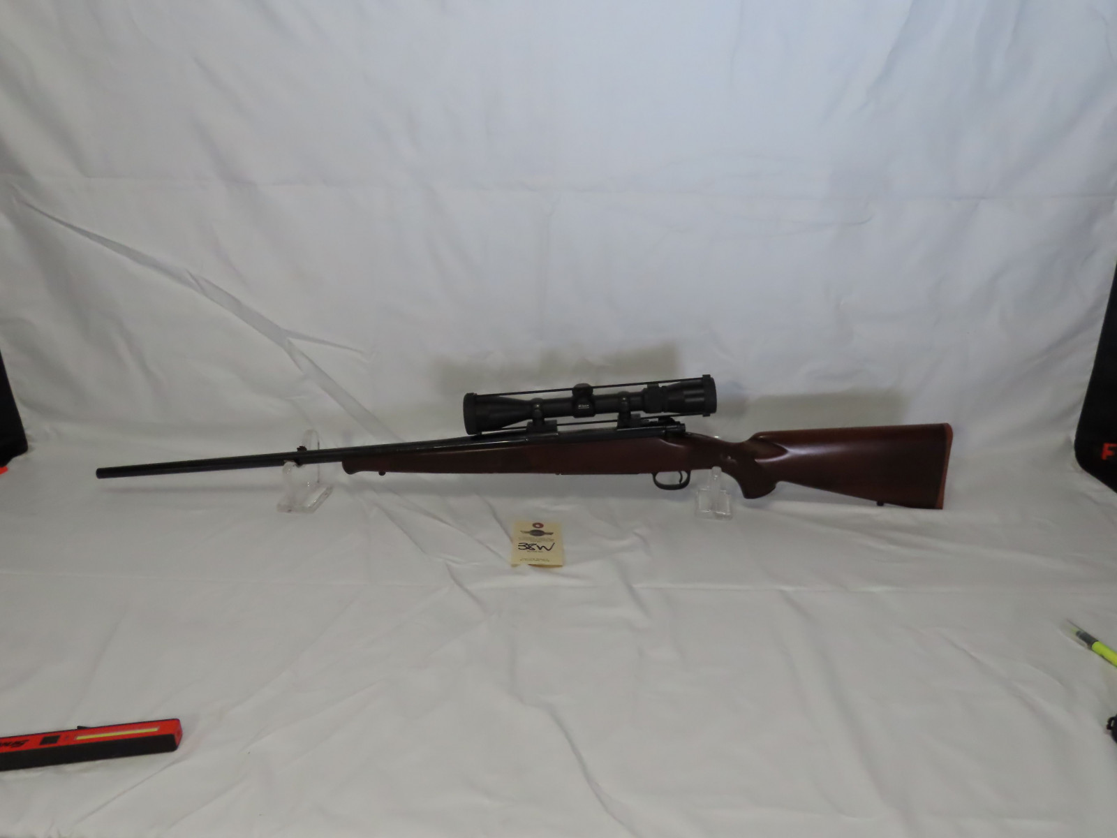 Winchester XTR Featherweight 7mm REM/MAG Bolt Action Rifle - Image 1