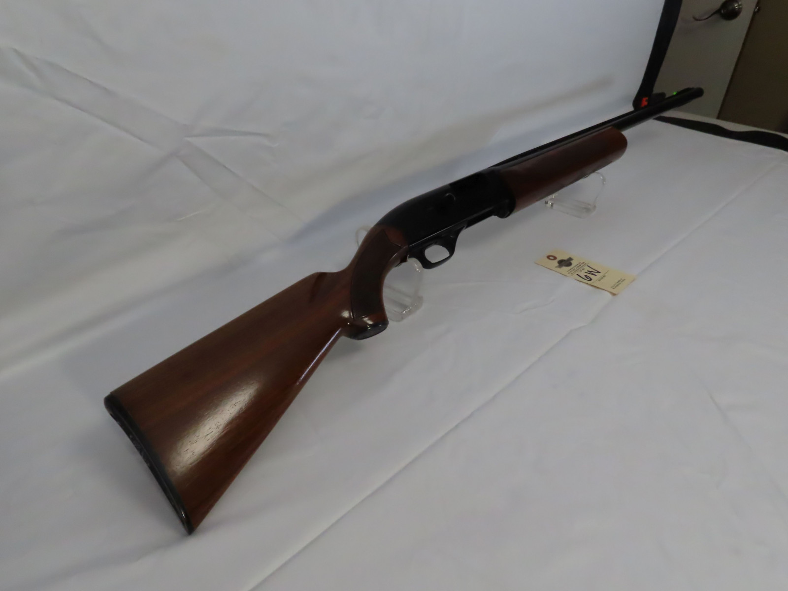 Winchester Model 1400 MK2 Semi-Auto 12 Gauge Shotgun - Image 8