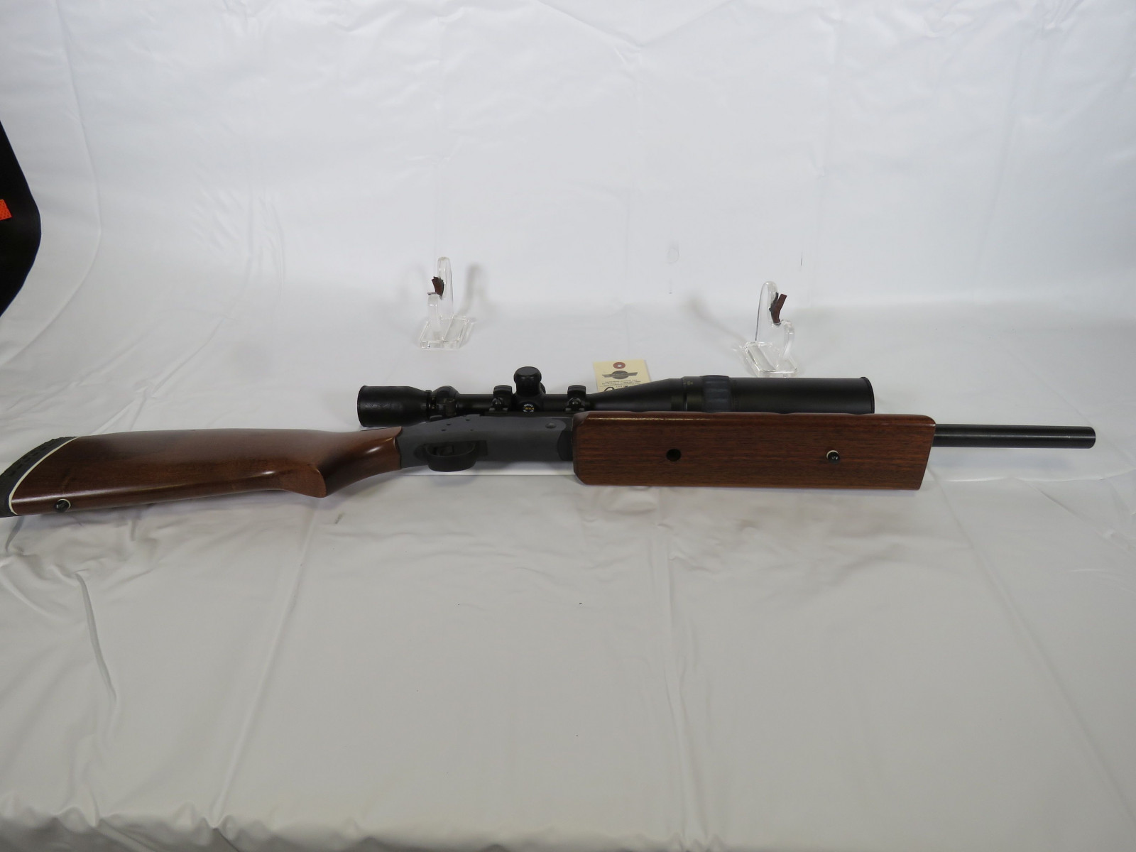 Harrington & Richardson Sporter .17HMR Handi Rifle - Image 5