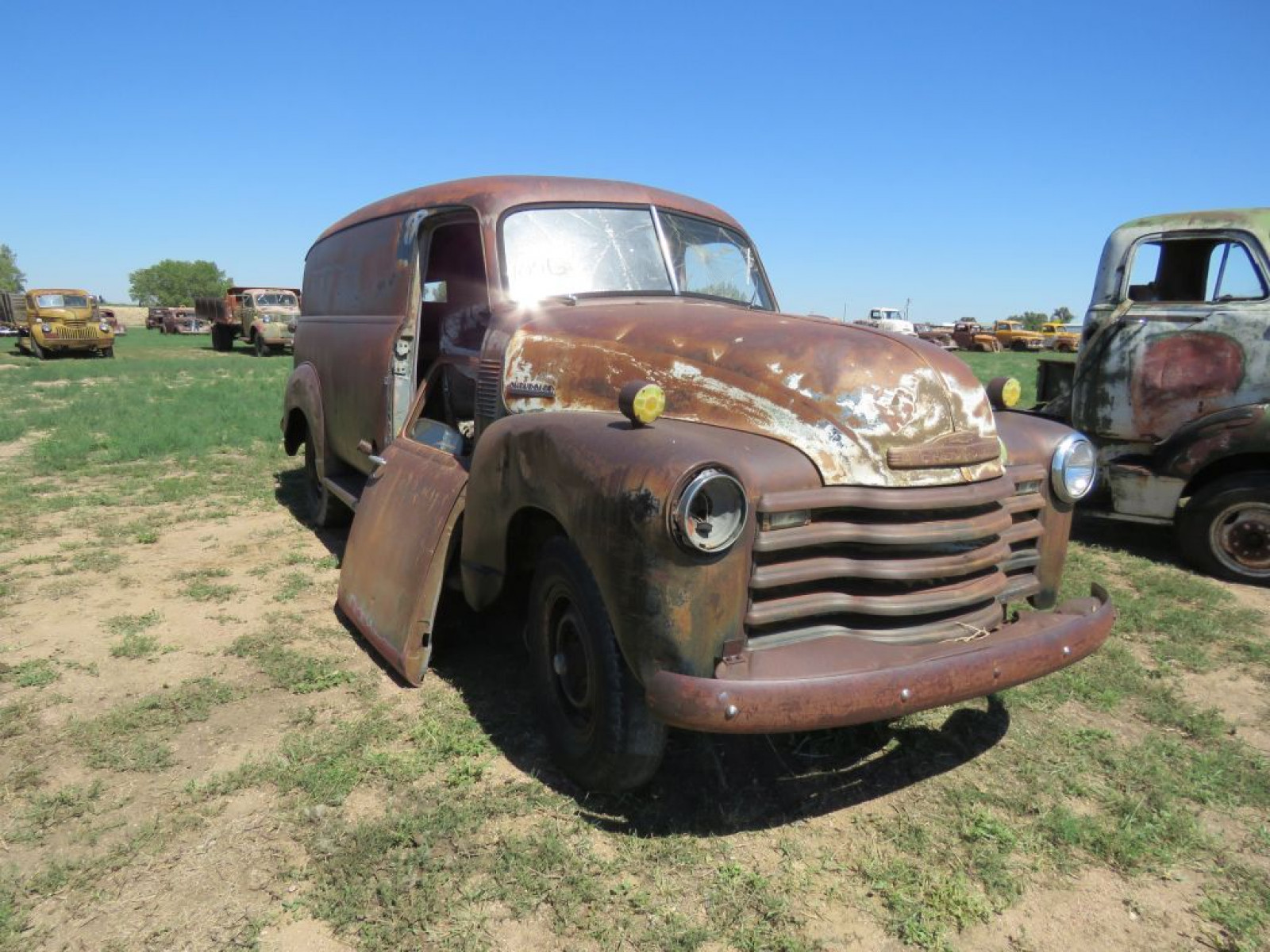 1952 Chevrolet panel Truck - Image 1