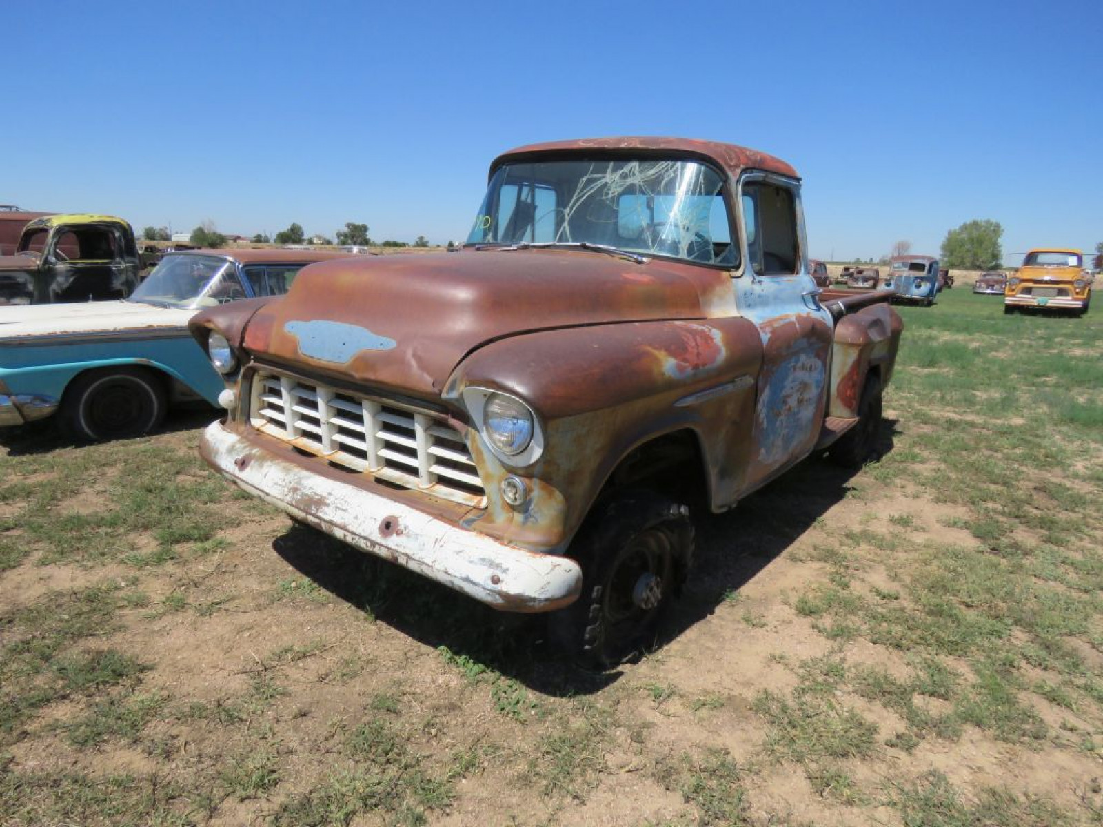 1955 Chevrolet 3/4 ton 4x4 NAPCO Pickup - Image 3