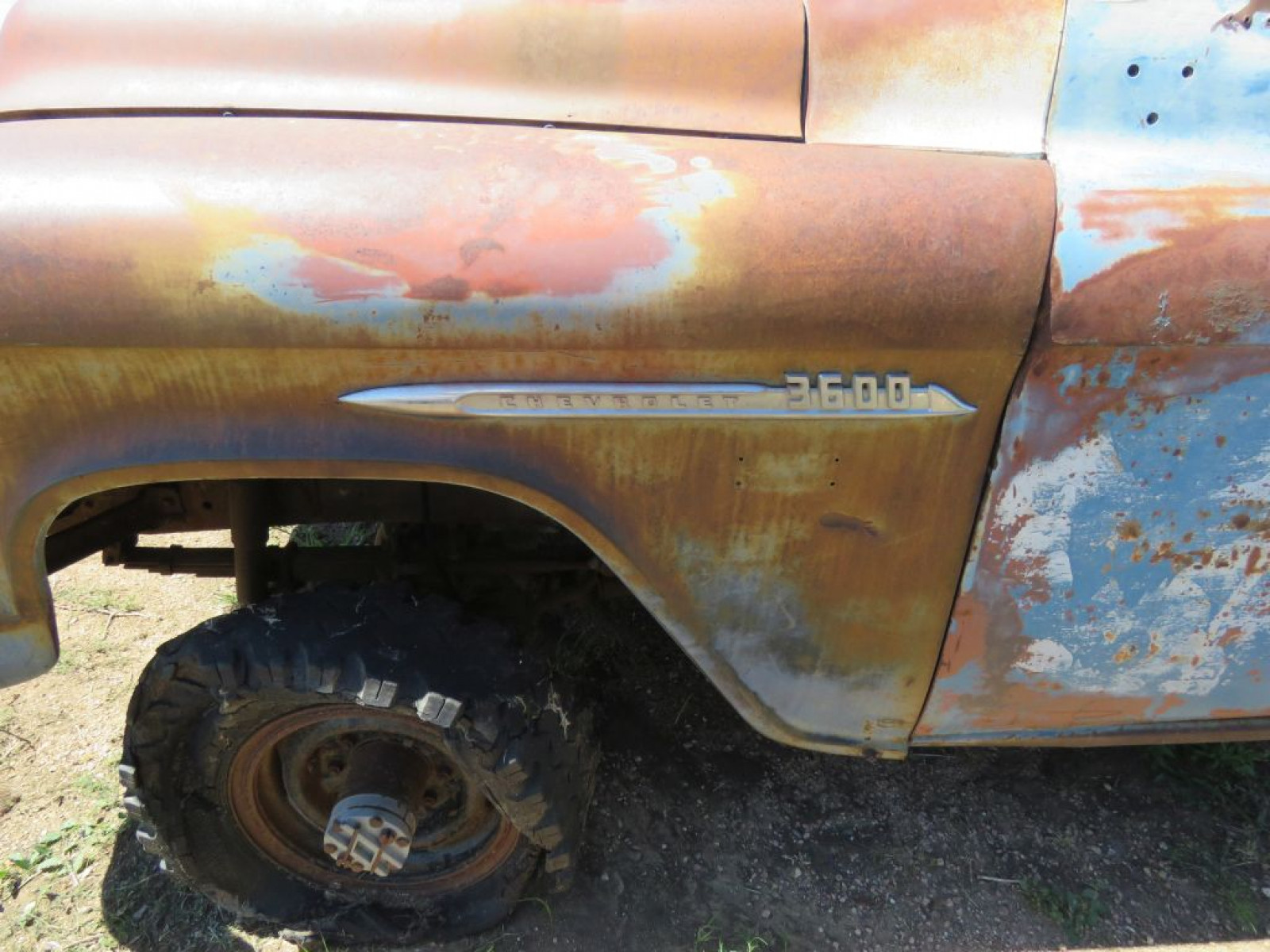1955 Chevrolet 3/4 ton 4x4 NAPCO Pickup - Image 4