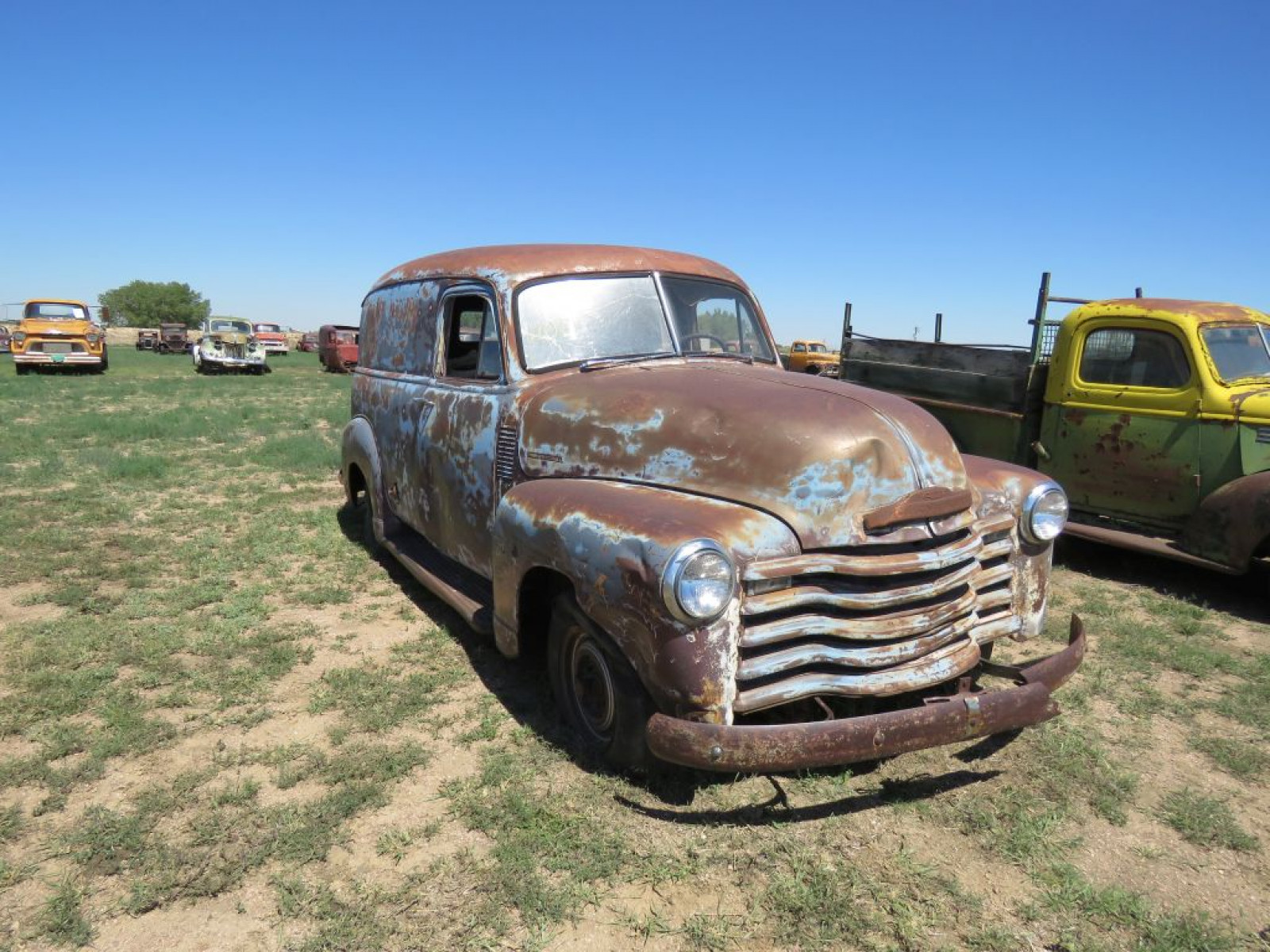 1952 Chevrolet 1/2 ton Panel Truck - Image 1