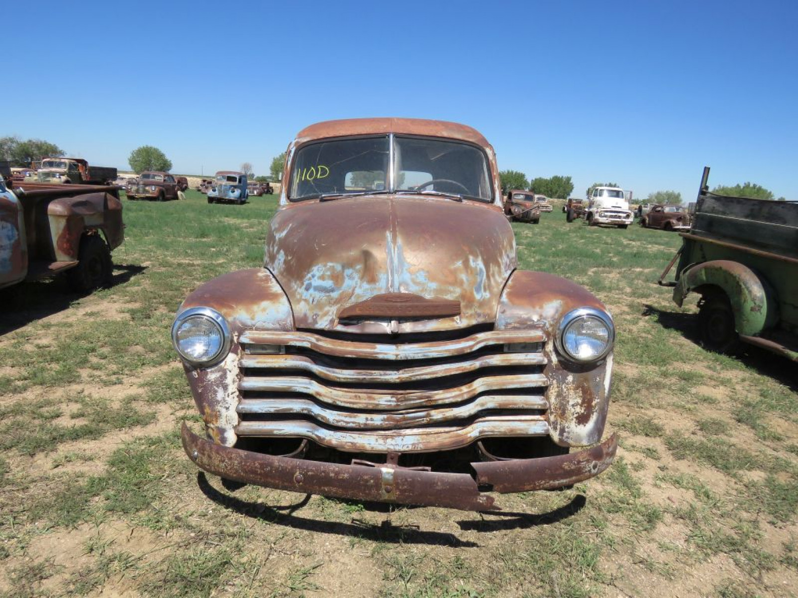 1952 Chevrolet 1/2 ton Panel Truck - Image 2