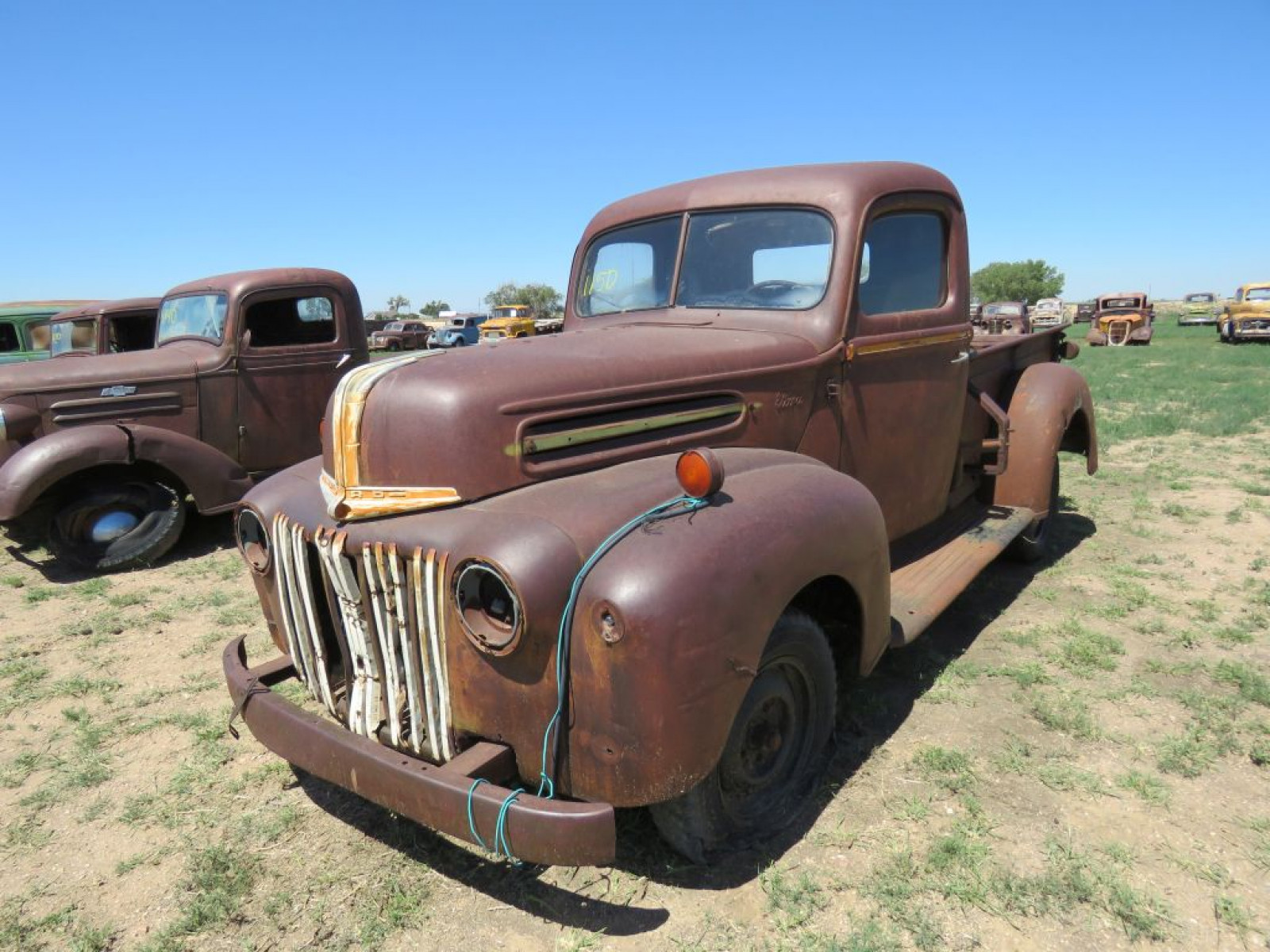 1947 Ford Pickup - Image 3