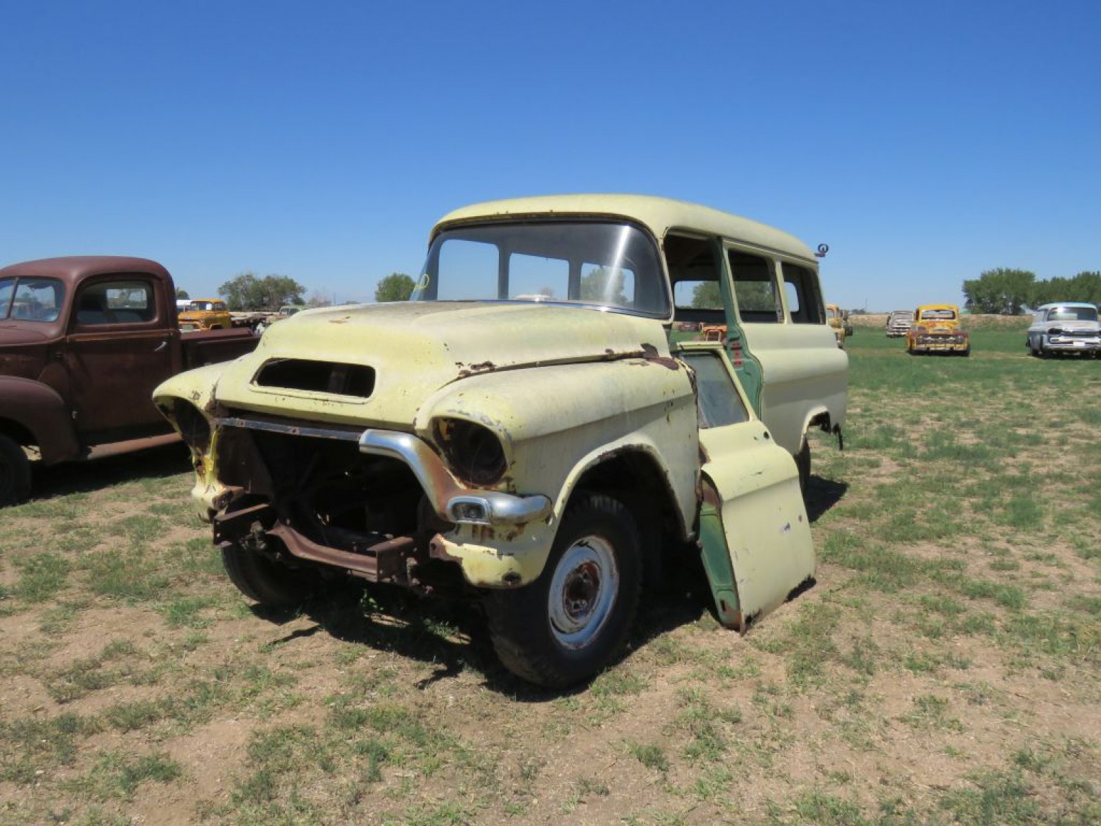 1955 GMC Carry All Suburban Project - Image 4