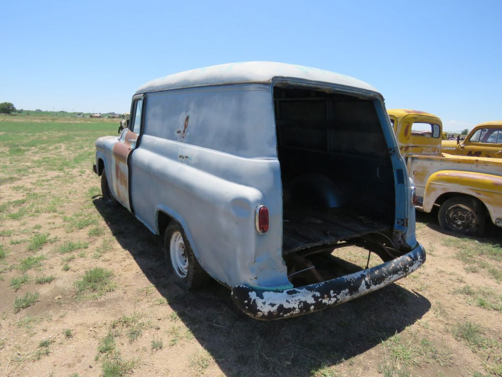 1958 Chevrolet panel Truck - Image 4