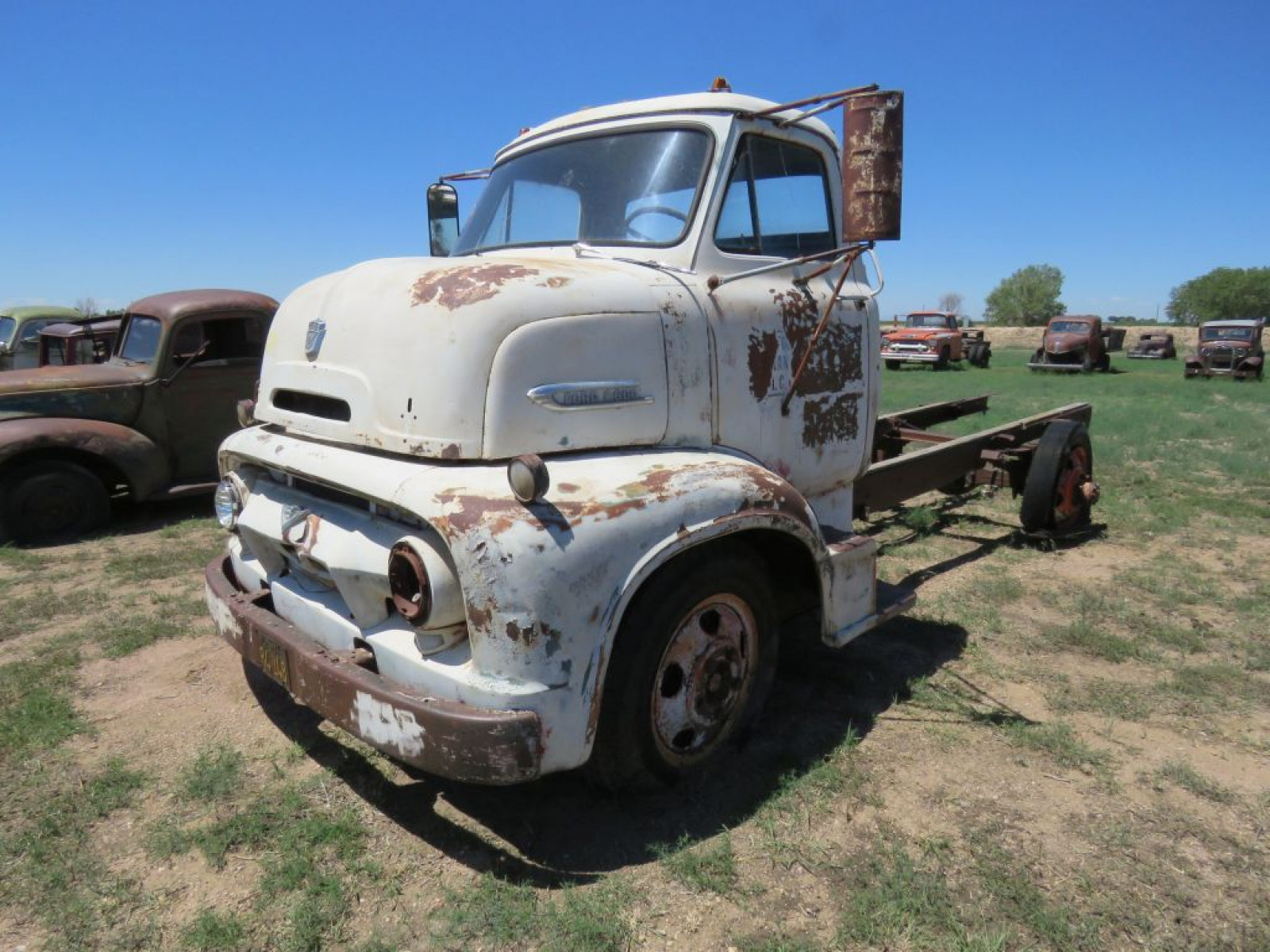 1954 Ford C600 COE Truck - Image 3