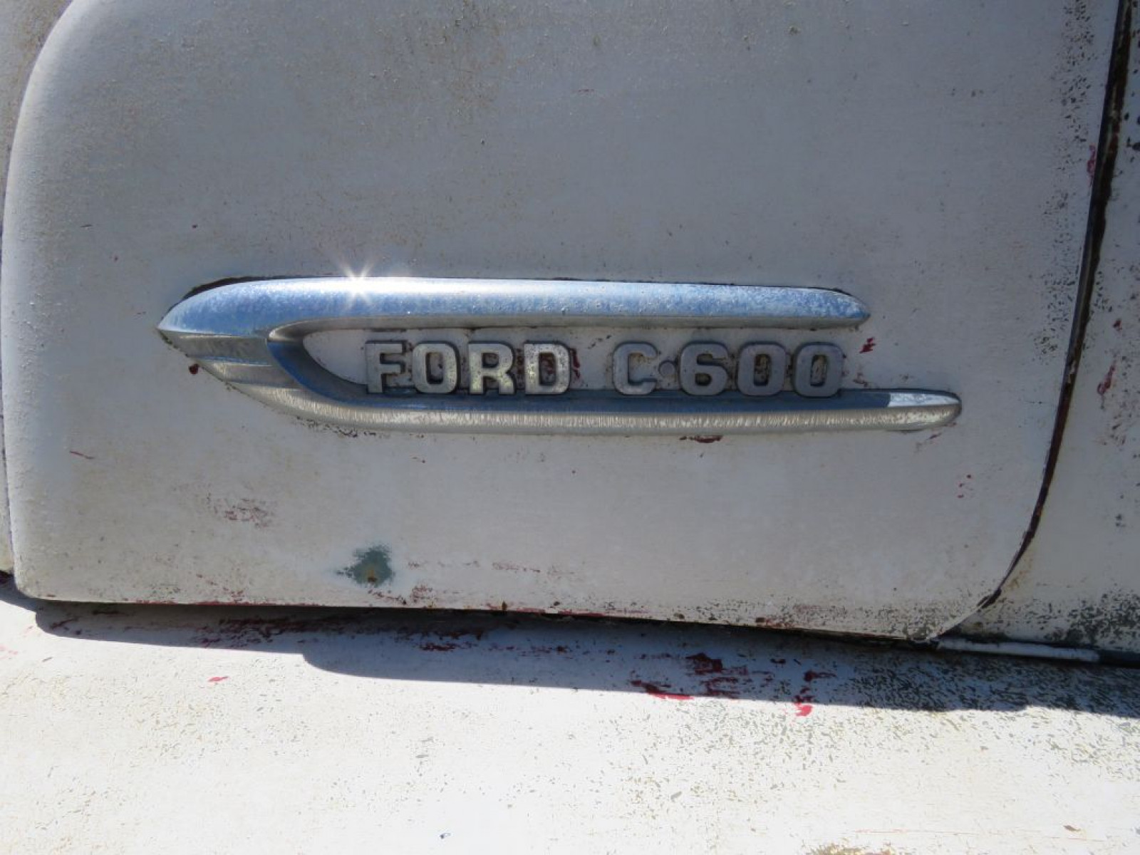 1954 Ford C600 COE Truck - Image 4