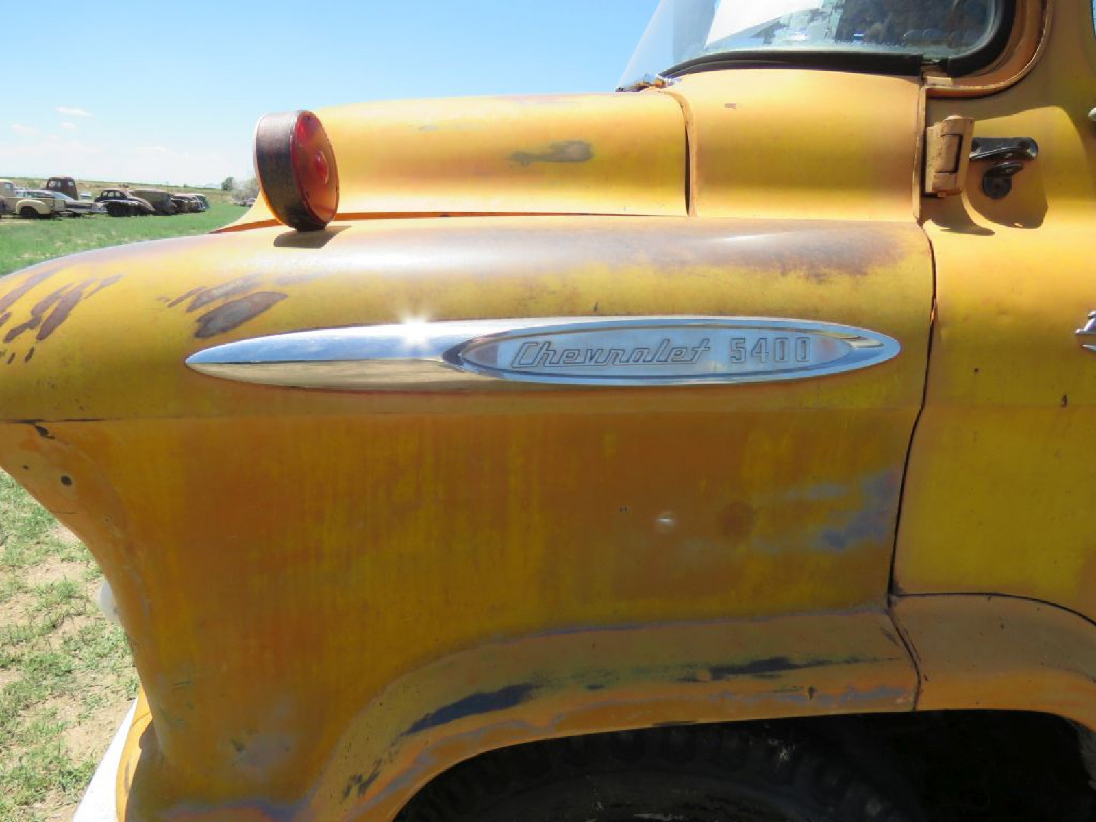 1957 Chevrolet 5400 COE Truck - Image 4