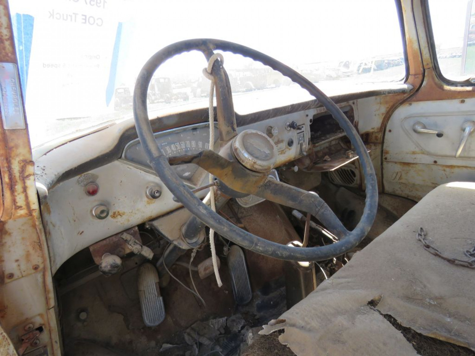 1957 Chevrolet 5400 COE Truck - Image 9