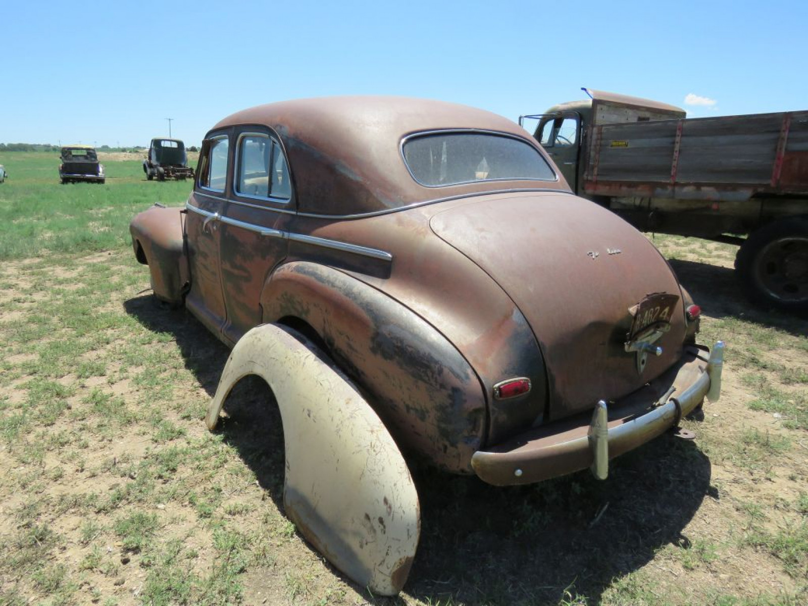 1941 Chevrolet Fleetline 4dr Sedan - Image 7