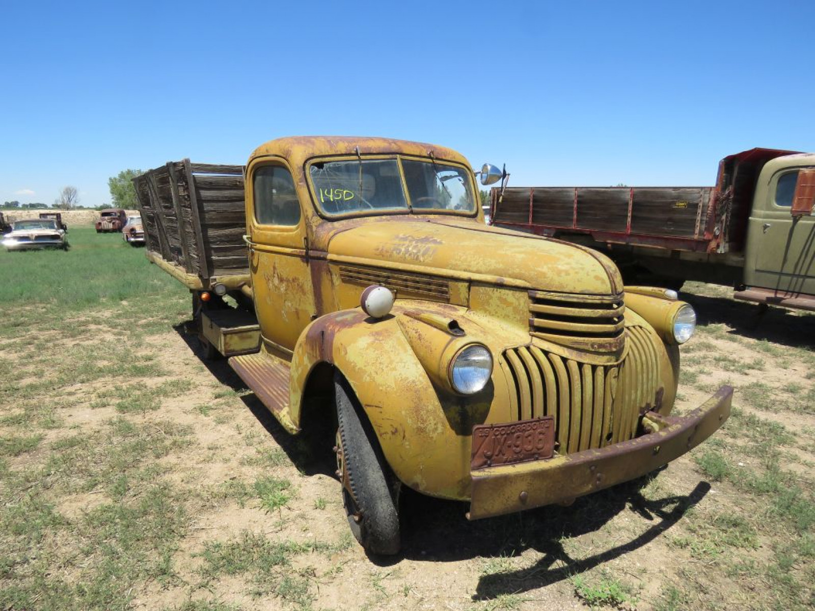 1942 Chevrolet 1 1/2 ton Truck - Image 1