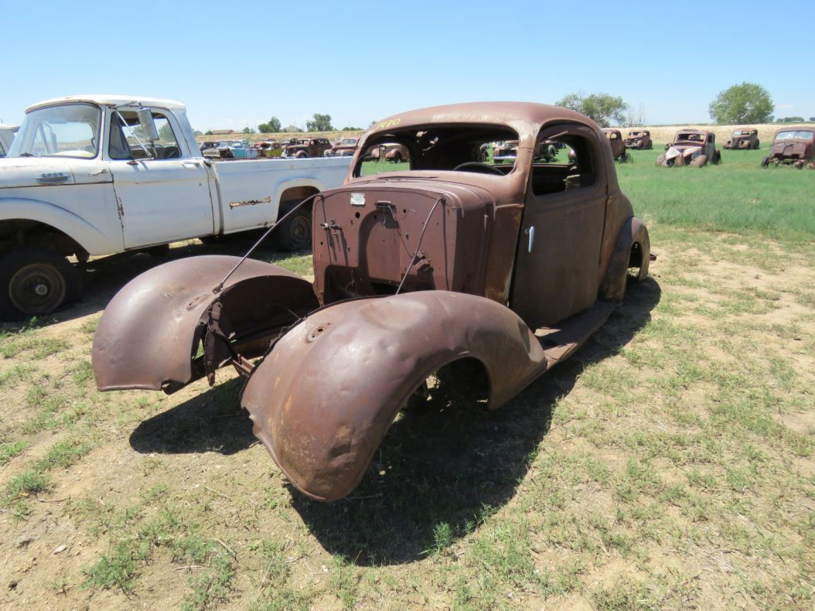 1935 Chevrolet Coupe Body - Image 3
