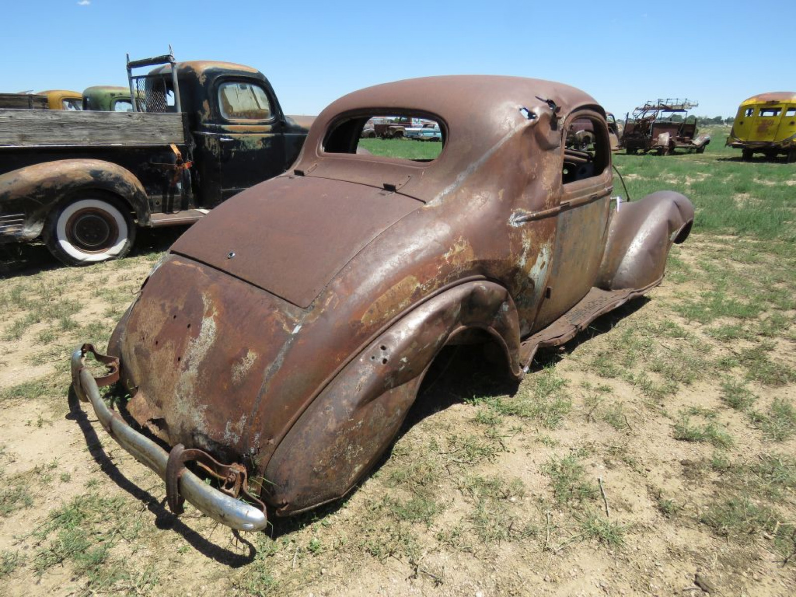 1935 Chevrolet Coupe Body - Image 6