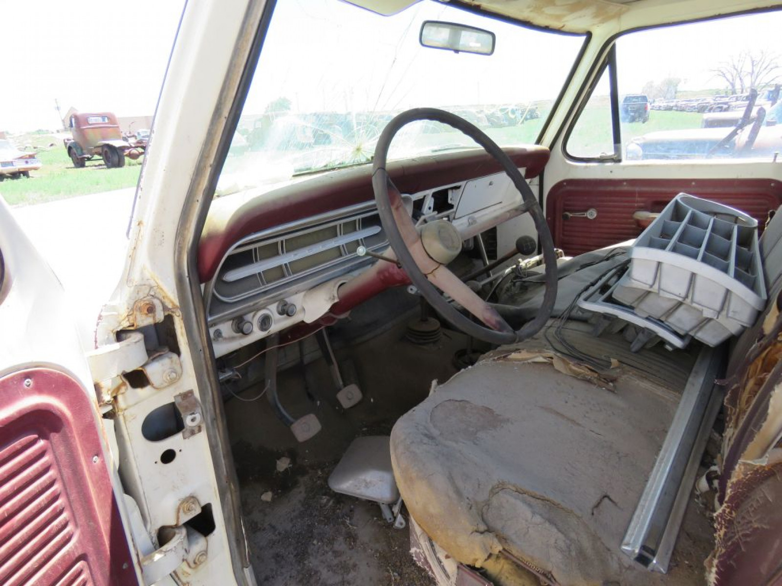 1970 Ford F100 4x4 Pickup - Image 10