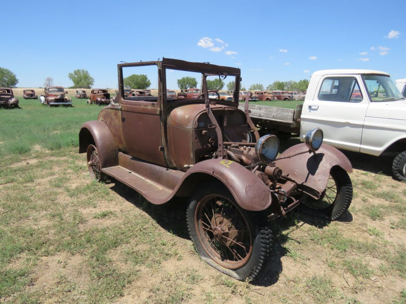 1926 Ford Model T Tudor Cut - Image 1