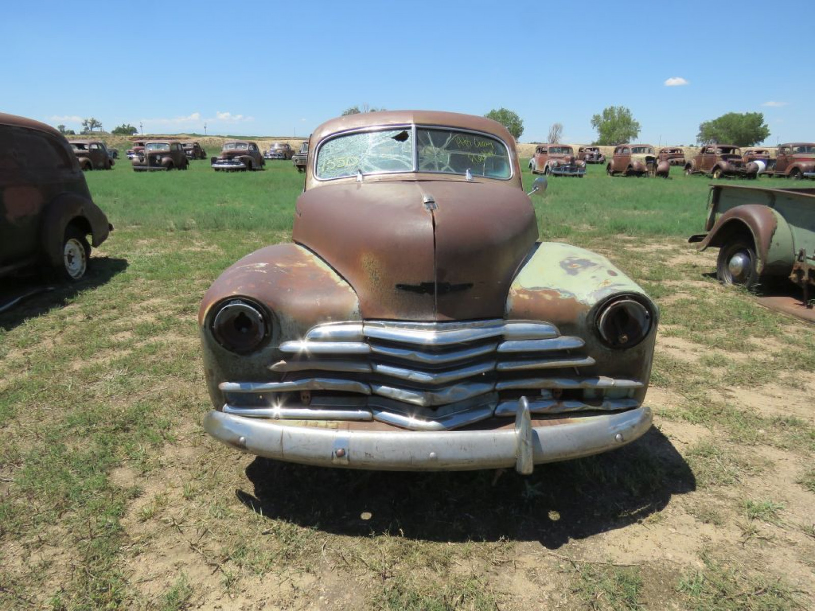 1948 Chevrolet Fleetline 2dr Sedan - Image 2