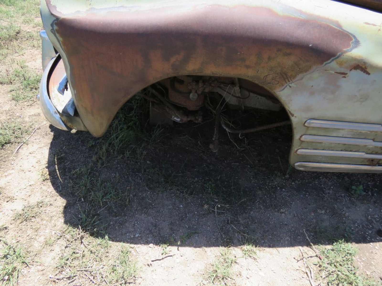 1948 Chevrolet Fleetline 2dr Sedan - Image 4