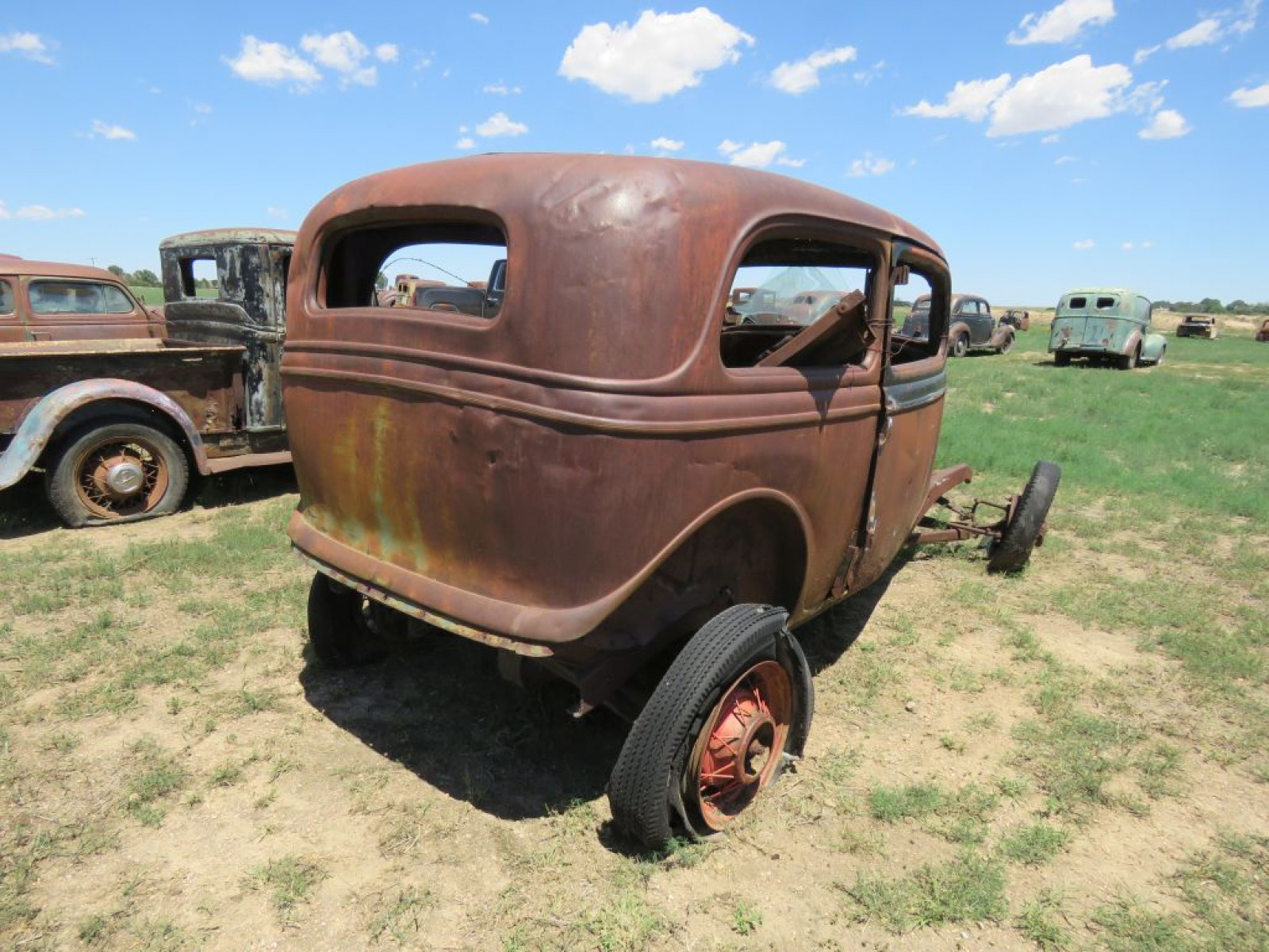 1934 Ford Tudor Sedan - Image 7