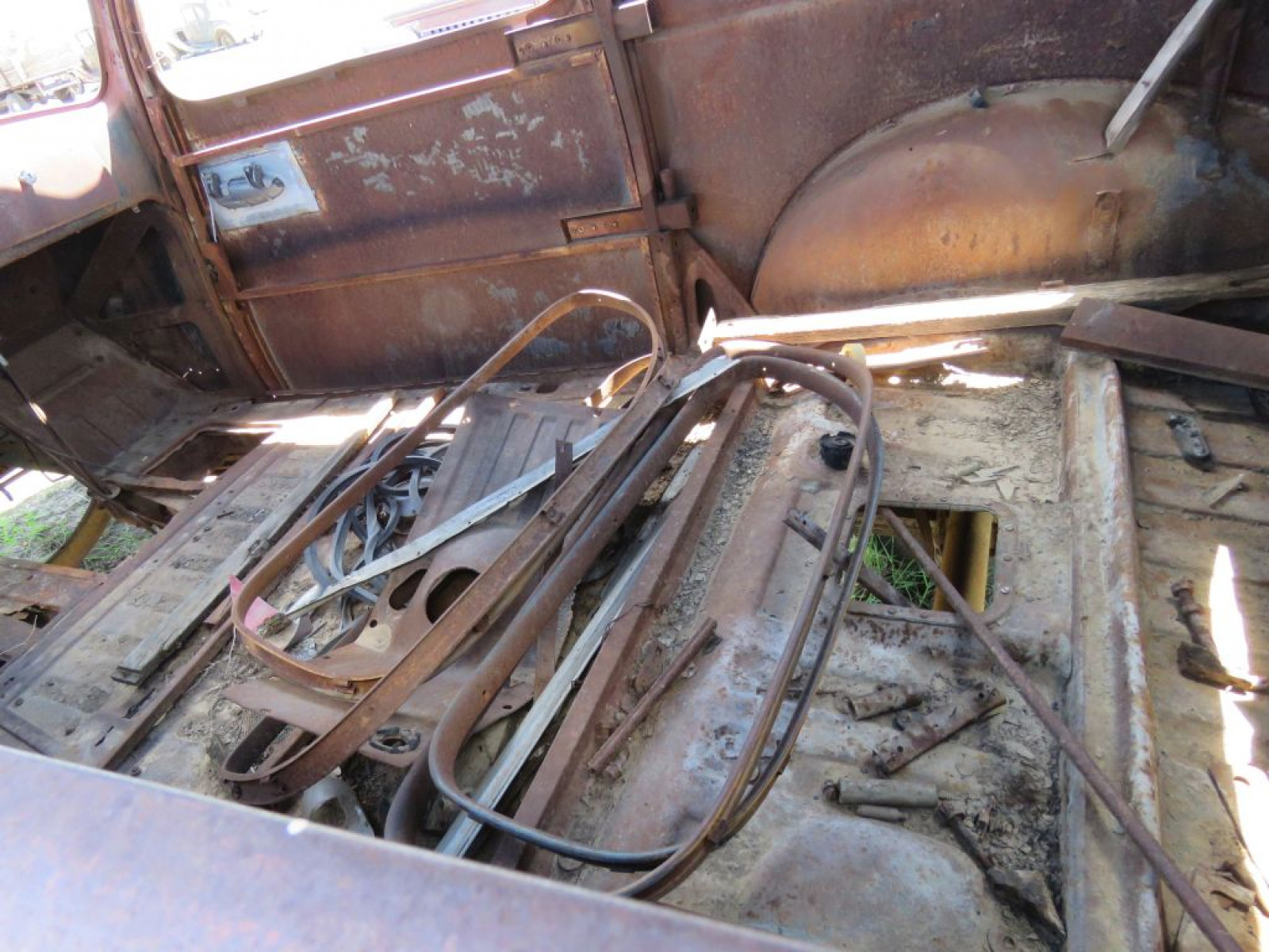1935 Chevrolet master Deluxe 2dr sedan/Coach - Image 7