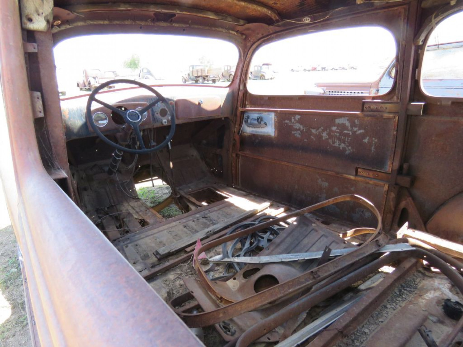 1935 Chevrolet master Deluxe 2dr sedan/Coach - Image 8