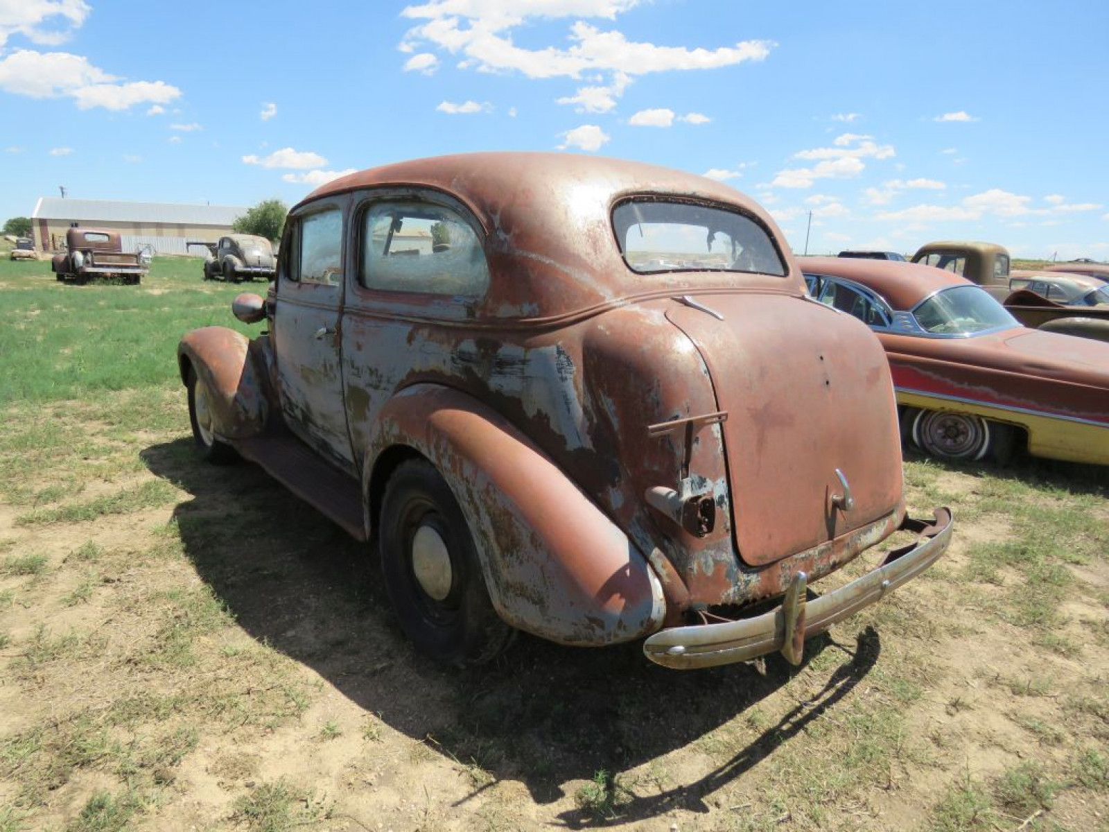 1938 Chevrolet Master 85 Sedan - Image 4