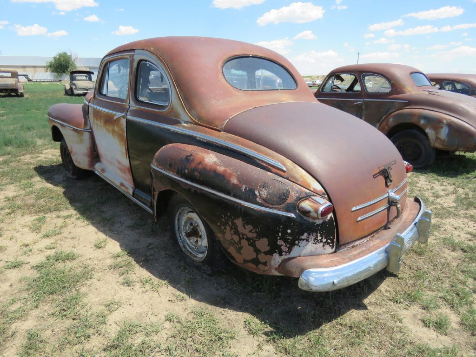 1946 Ford Special Deluxe Coupe - Image 4