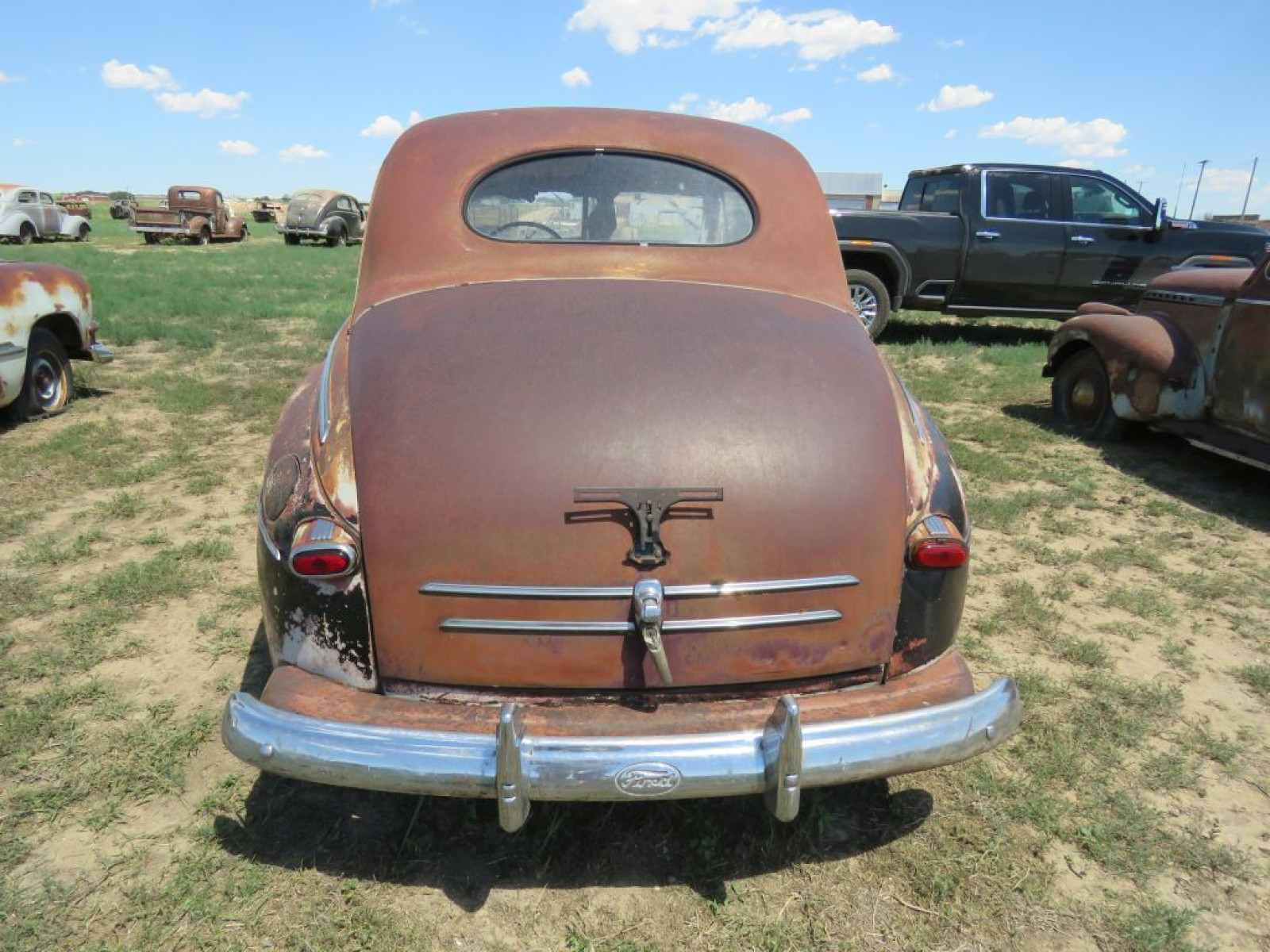 1946 Ford Special Deluxe Coupe - Image 5