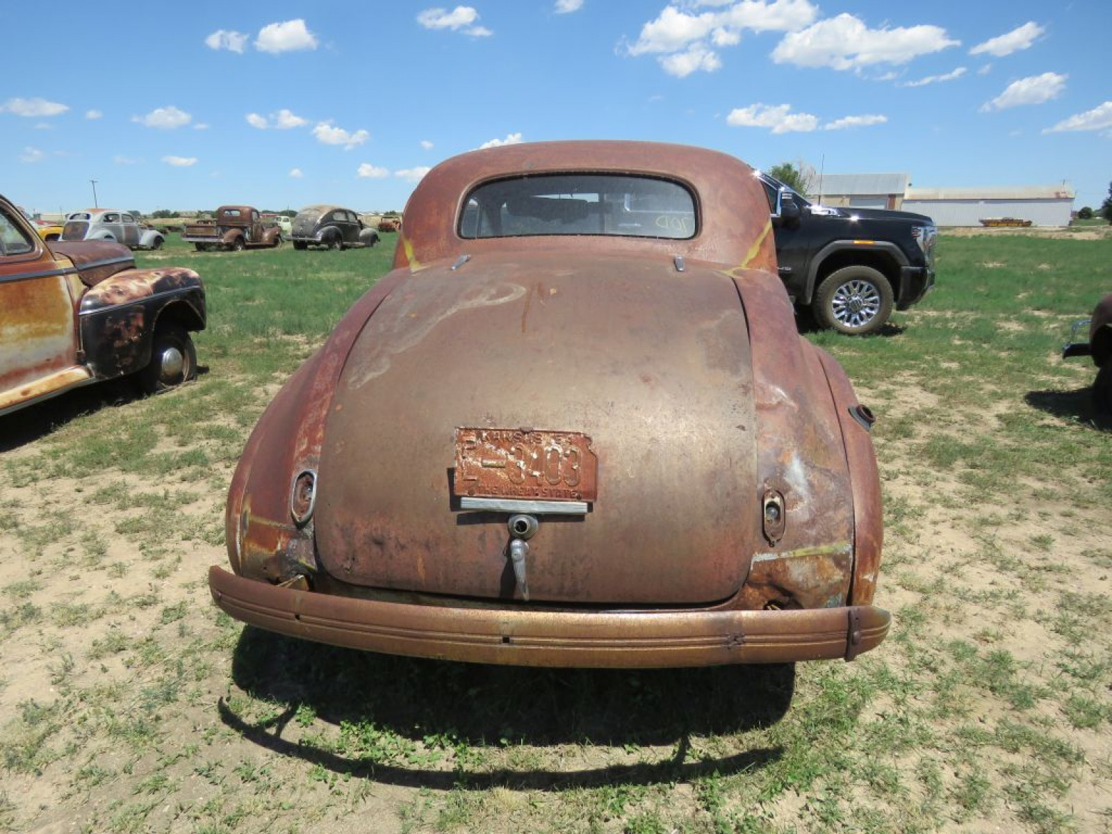 1940 Chevrolet Special Deluxe Coupe - Image 7