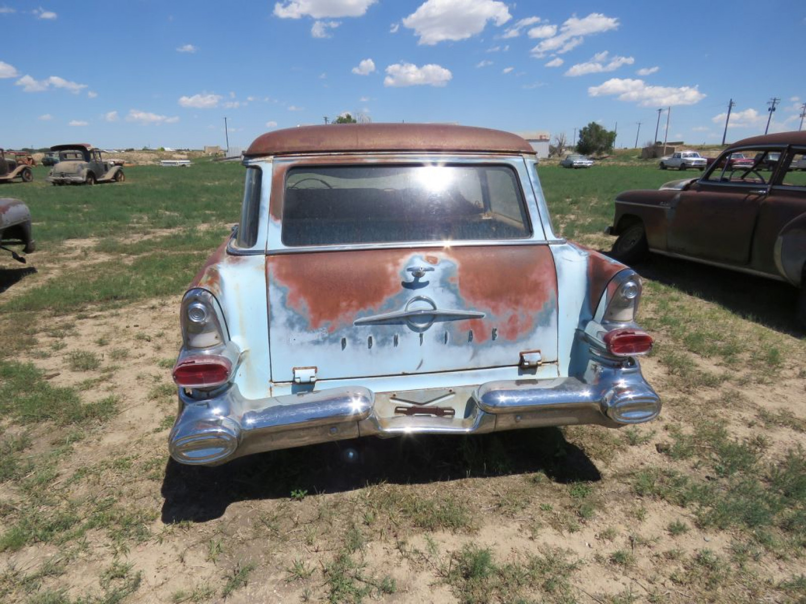 1957 Pontiac Super Starchief 4dr Wagon - Image 6